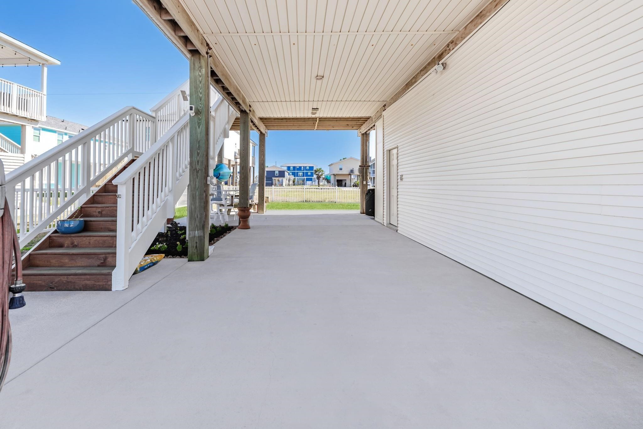22901 Miramar Street Property Photo 7