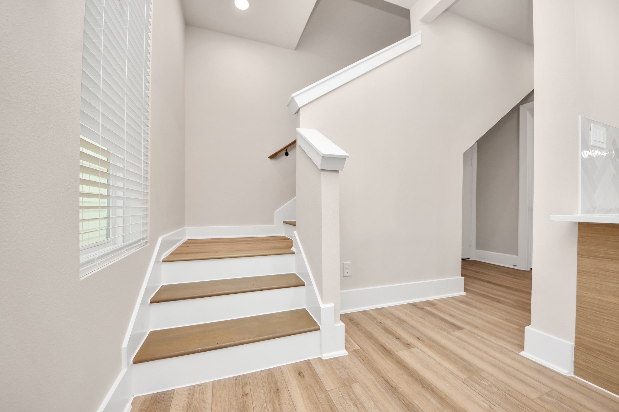 5315 Jesselton Lane Property Photo 16