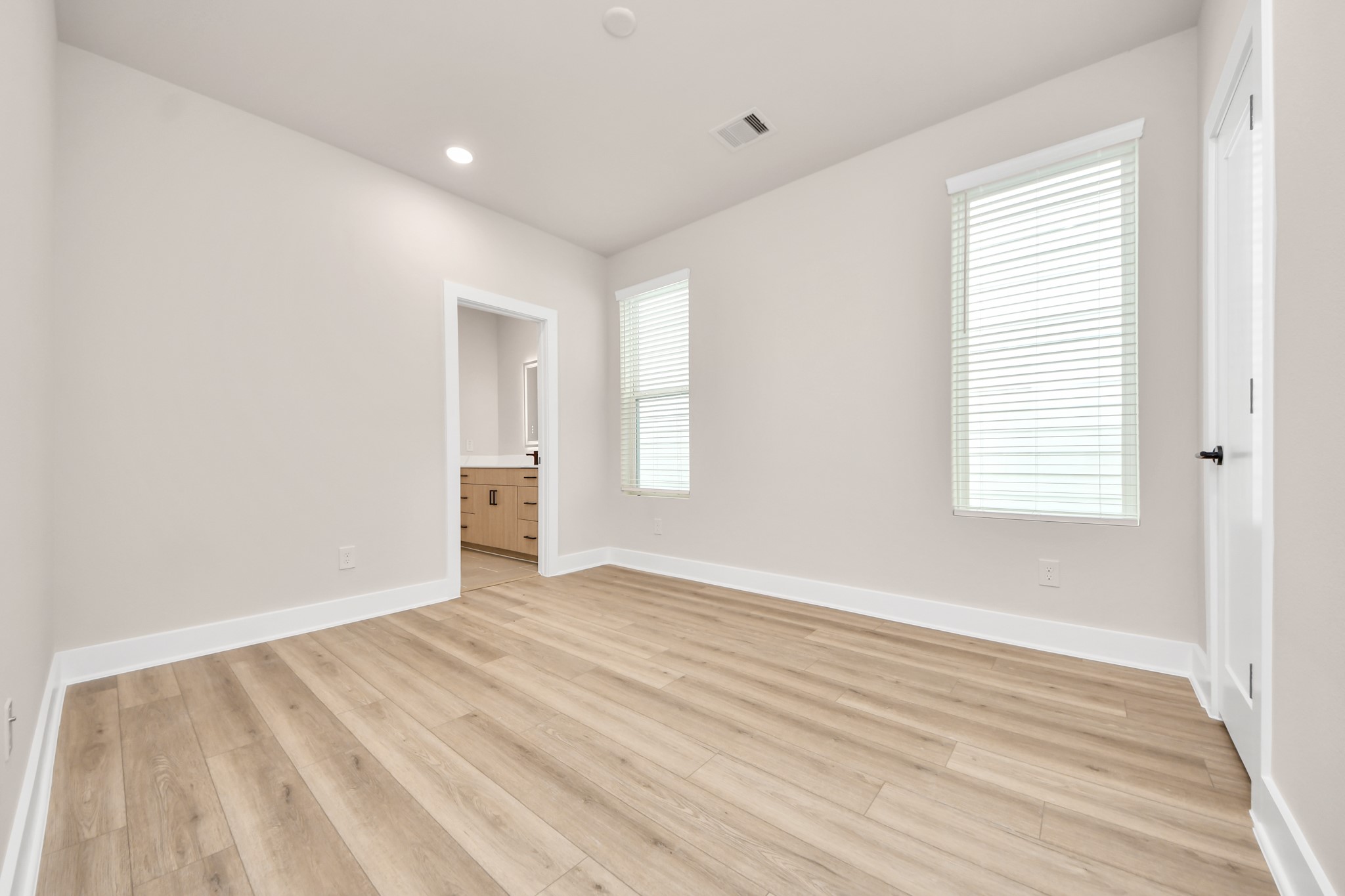 5315 Jesselton Lane Property Photo 21