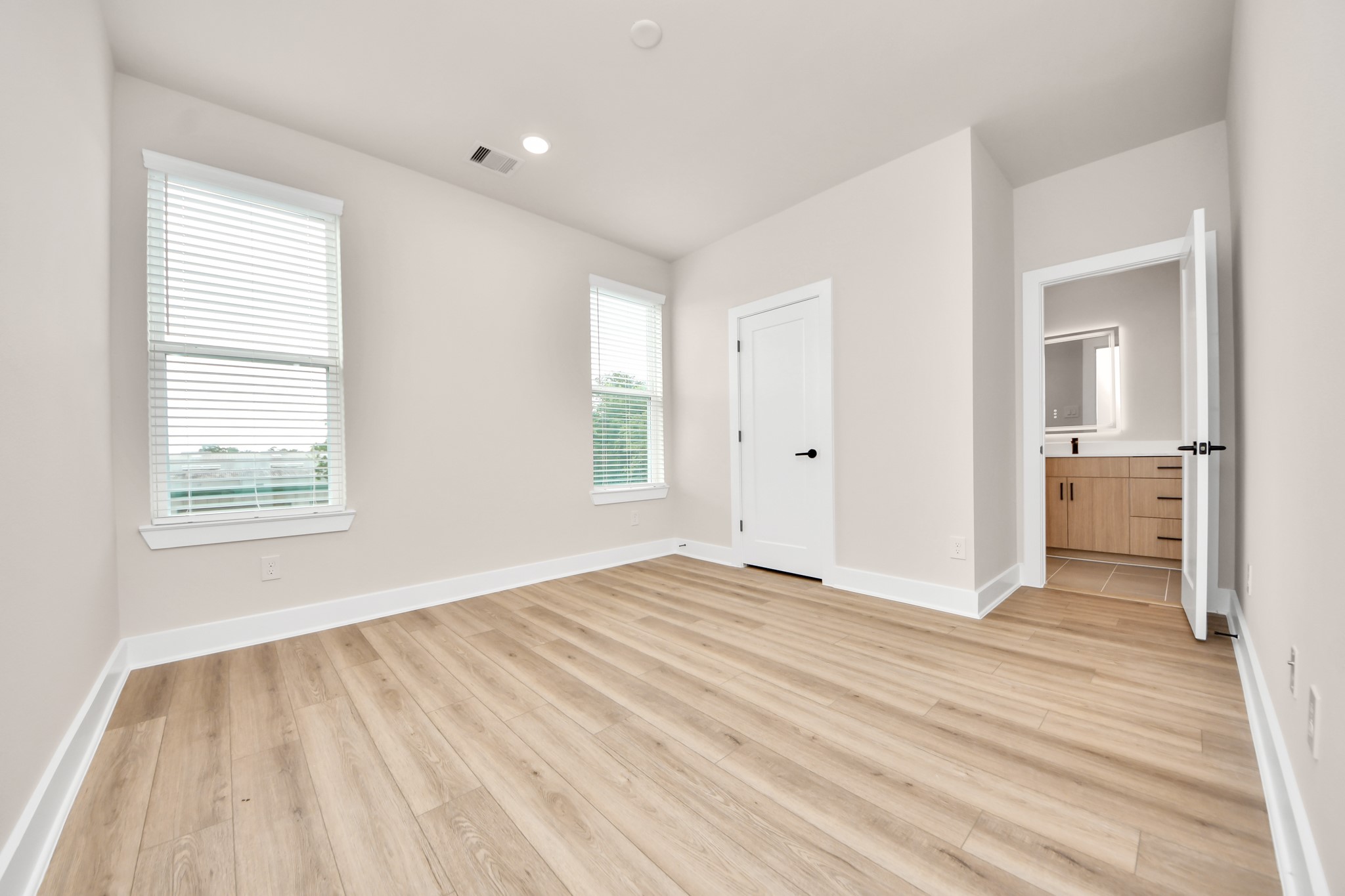 5315 Jesselton Lane Property Photo 22