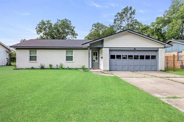 7095 Scotts Dr Property Photo 1