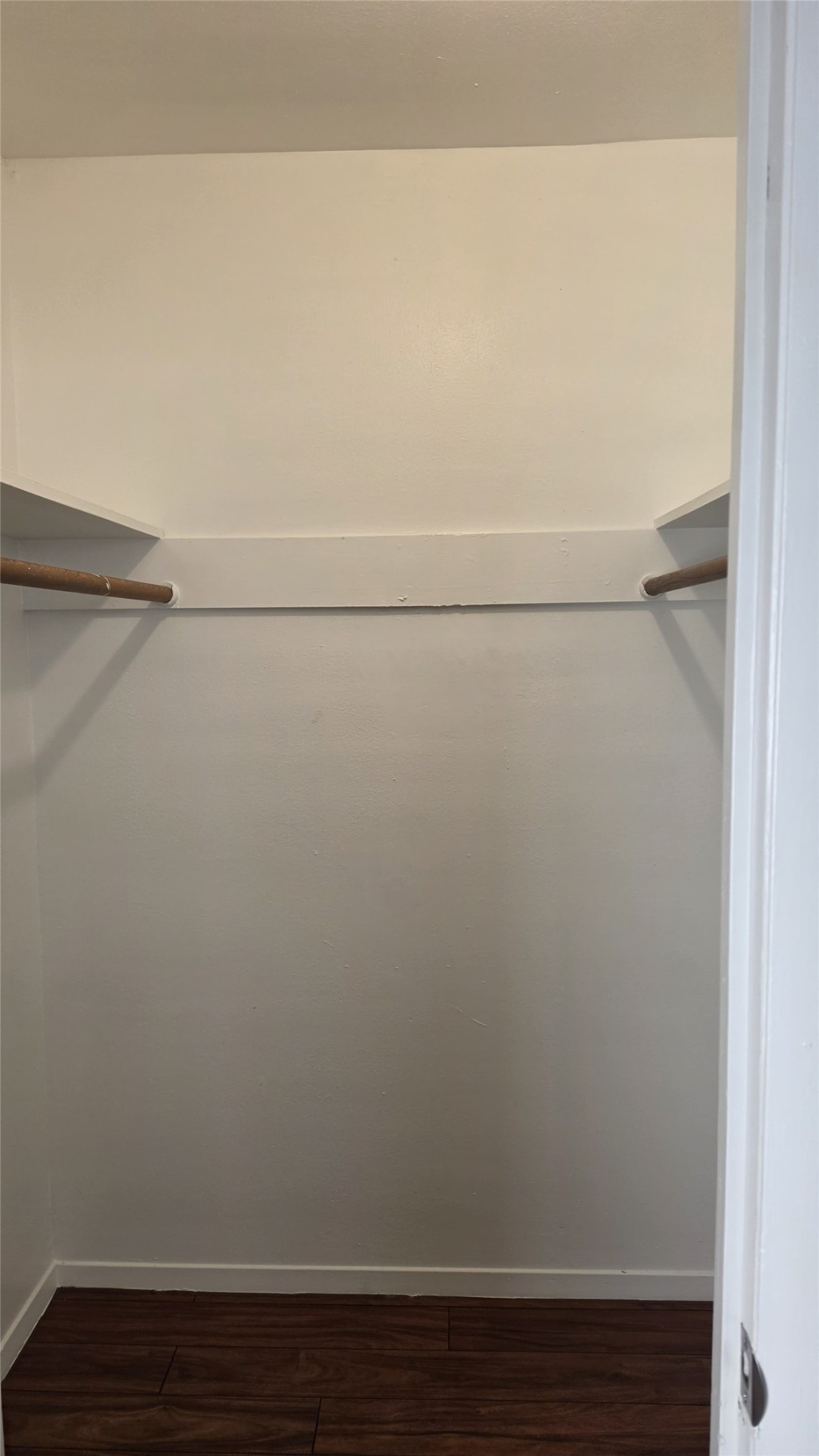 520 Westside Court Property Photo 23