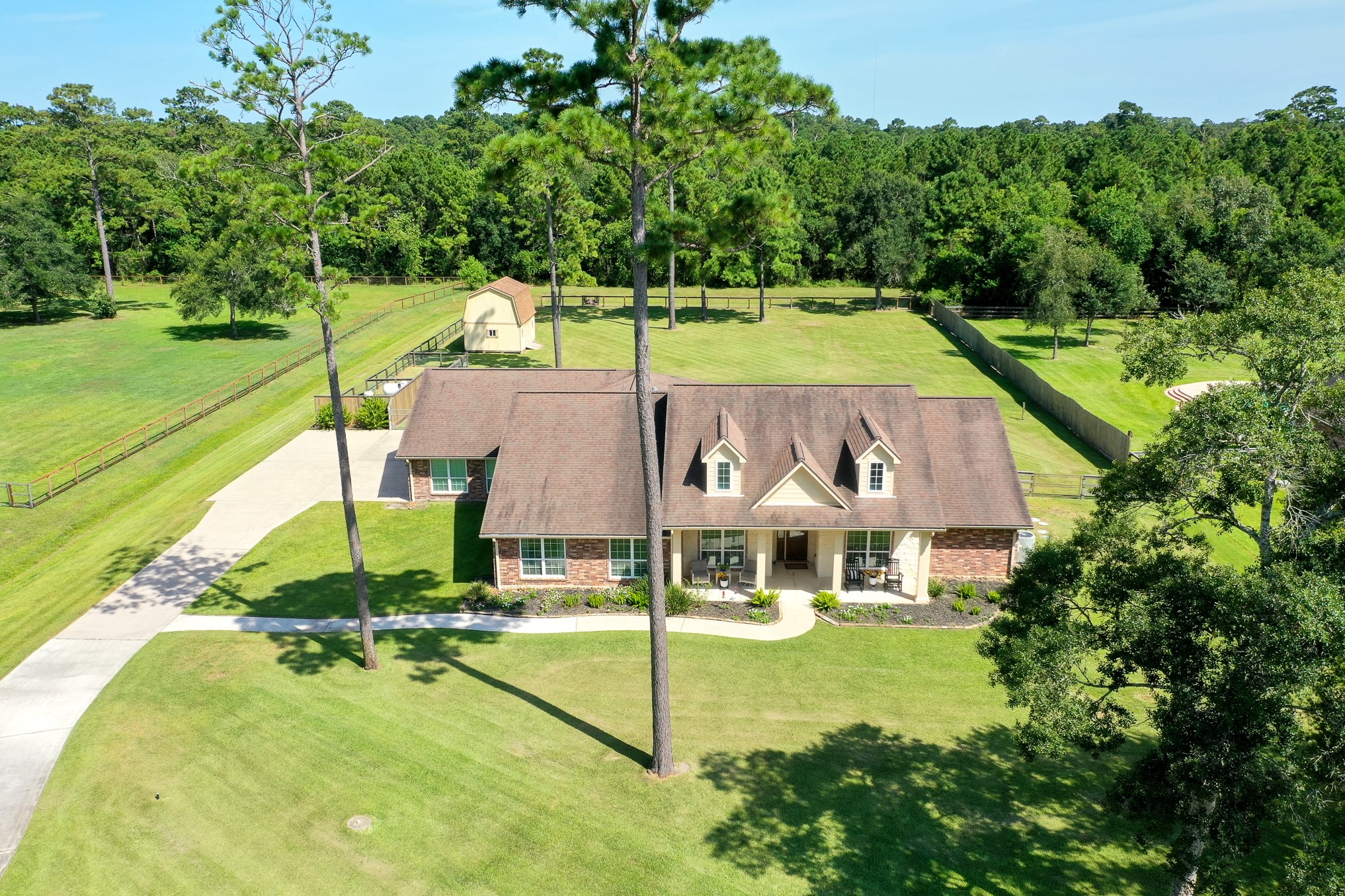 7219 Bayou Timber Drive Property Photo 2