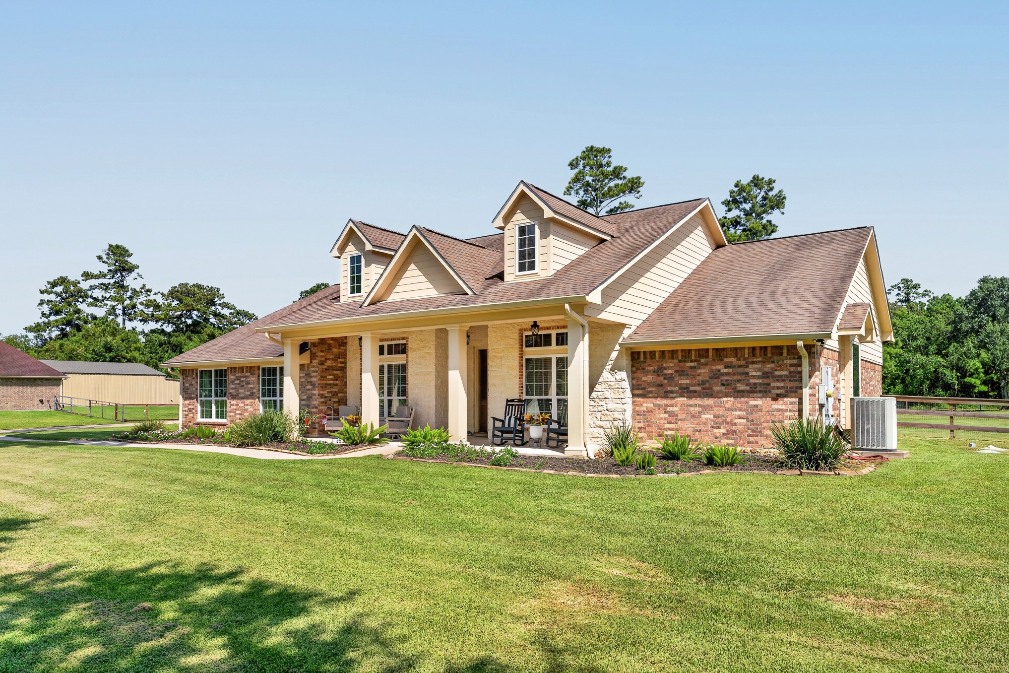 7219 Bayou Timber Drive Property Photo 4