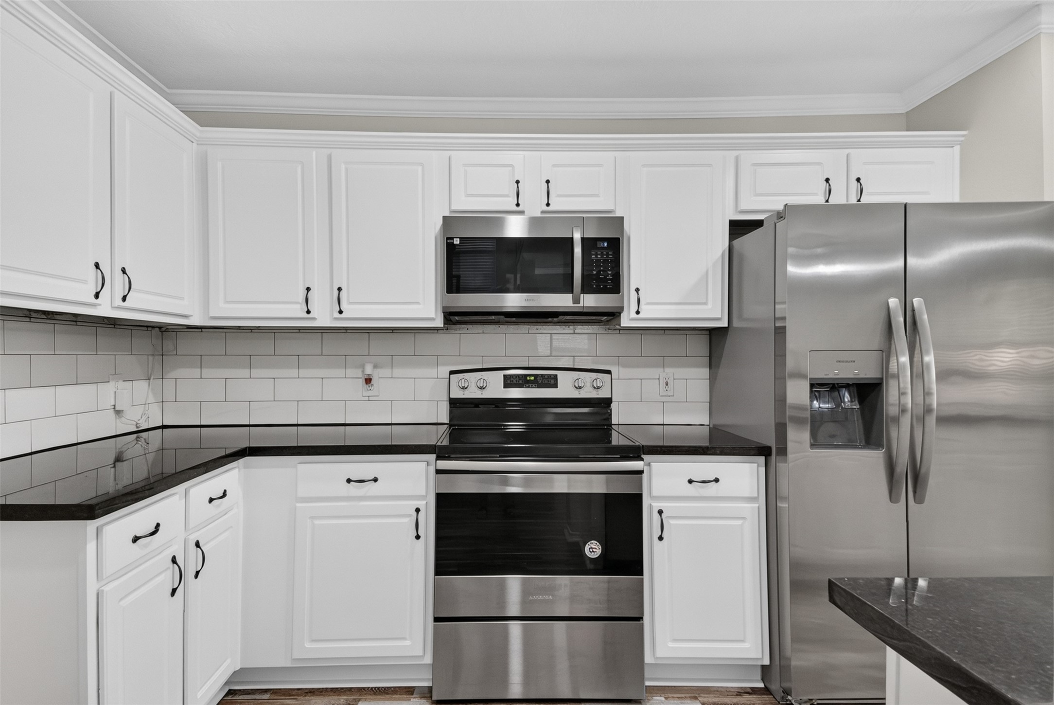 38 Wineberry Place Property Photo 8