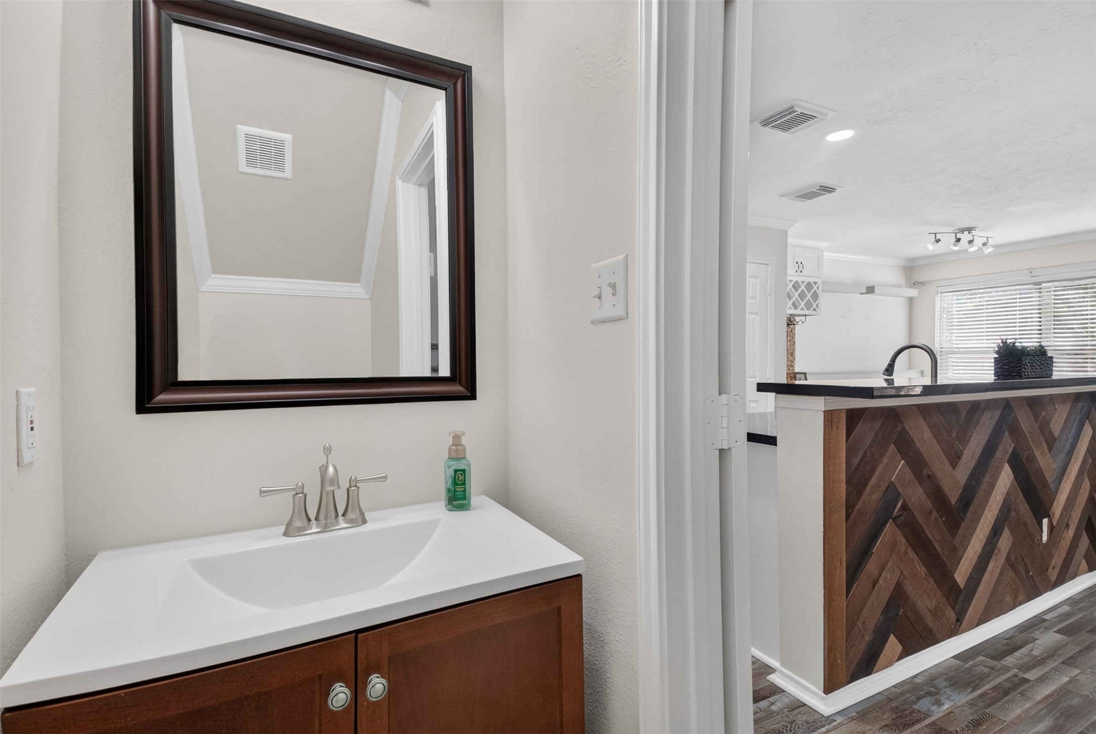 38 Wineberry Place Property Photo 10