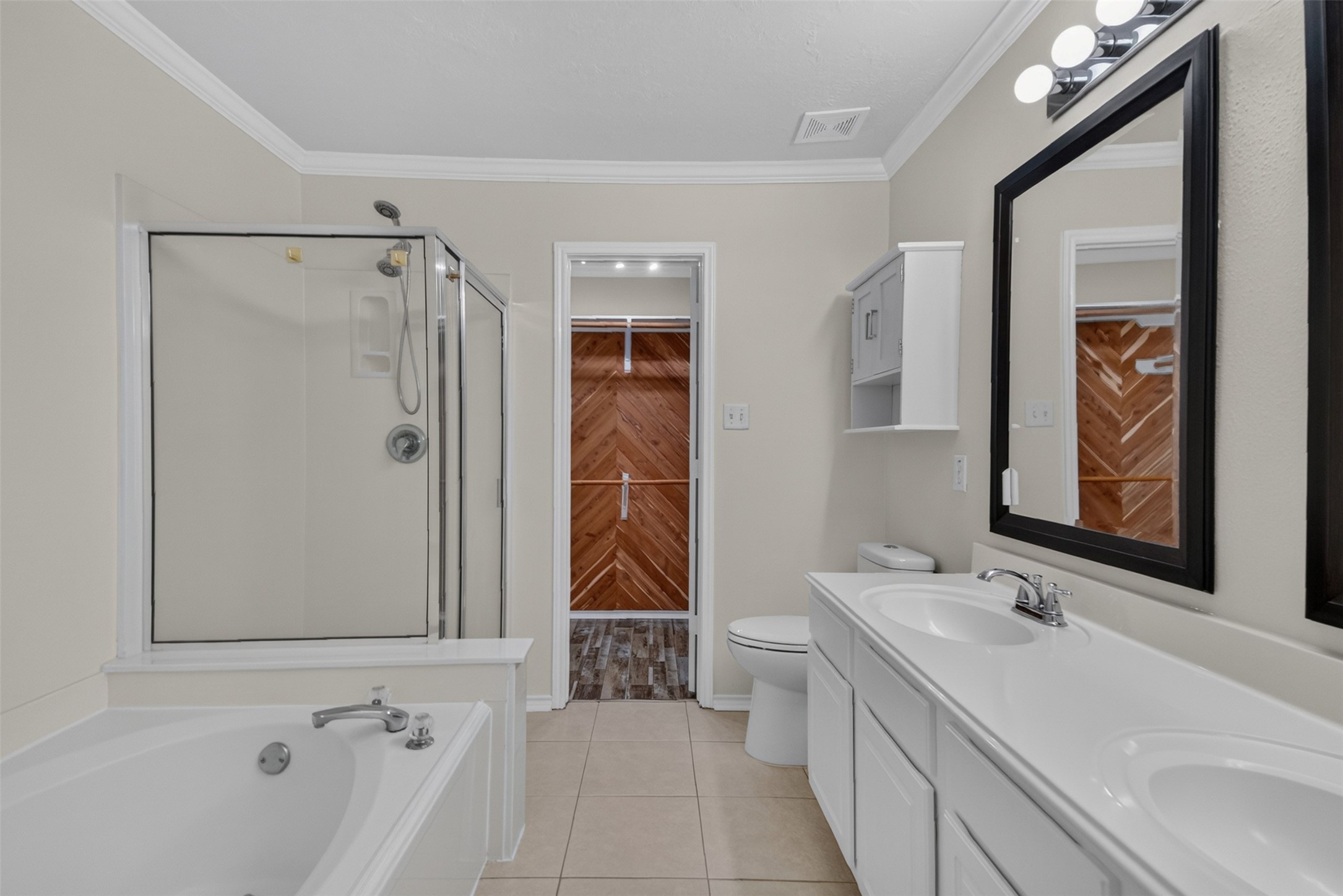 38 Wineberry Place Property Photo 14