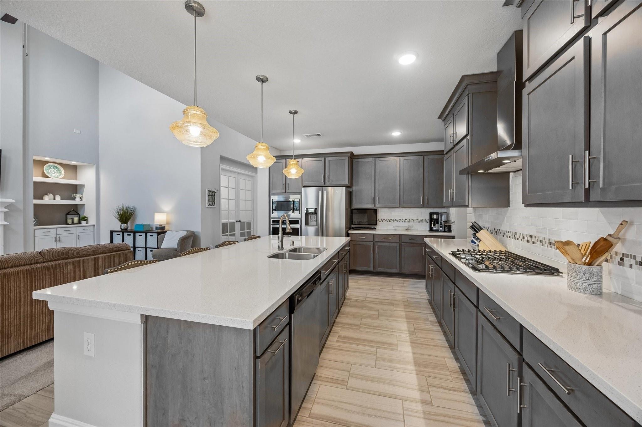 6515 Elrington Heights Lane Property Photo 11