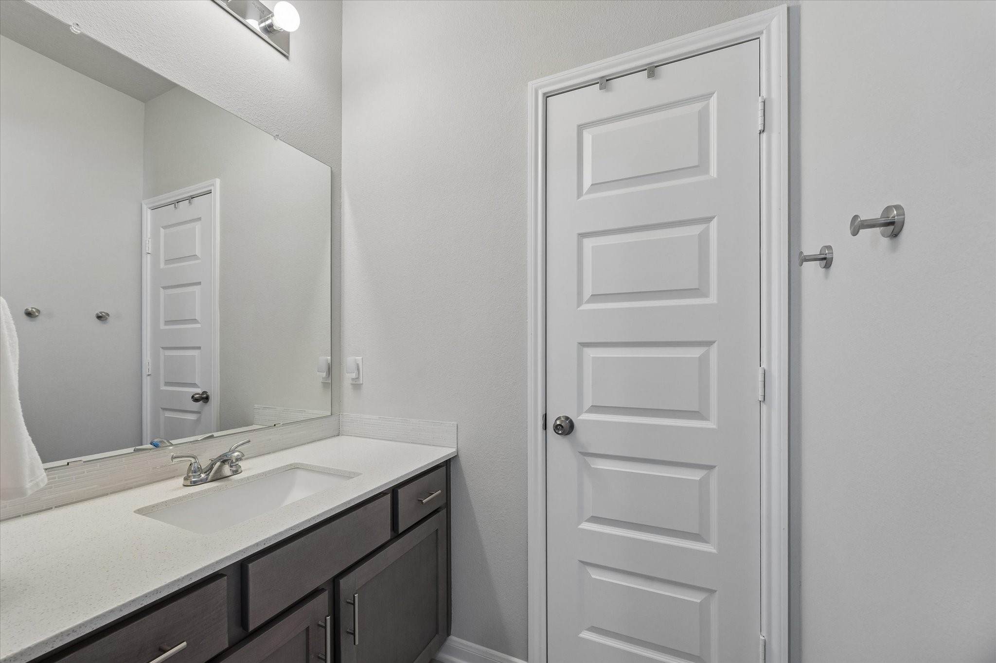 6515 Elrington Heights Lane Property Photo 25