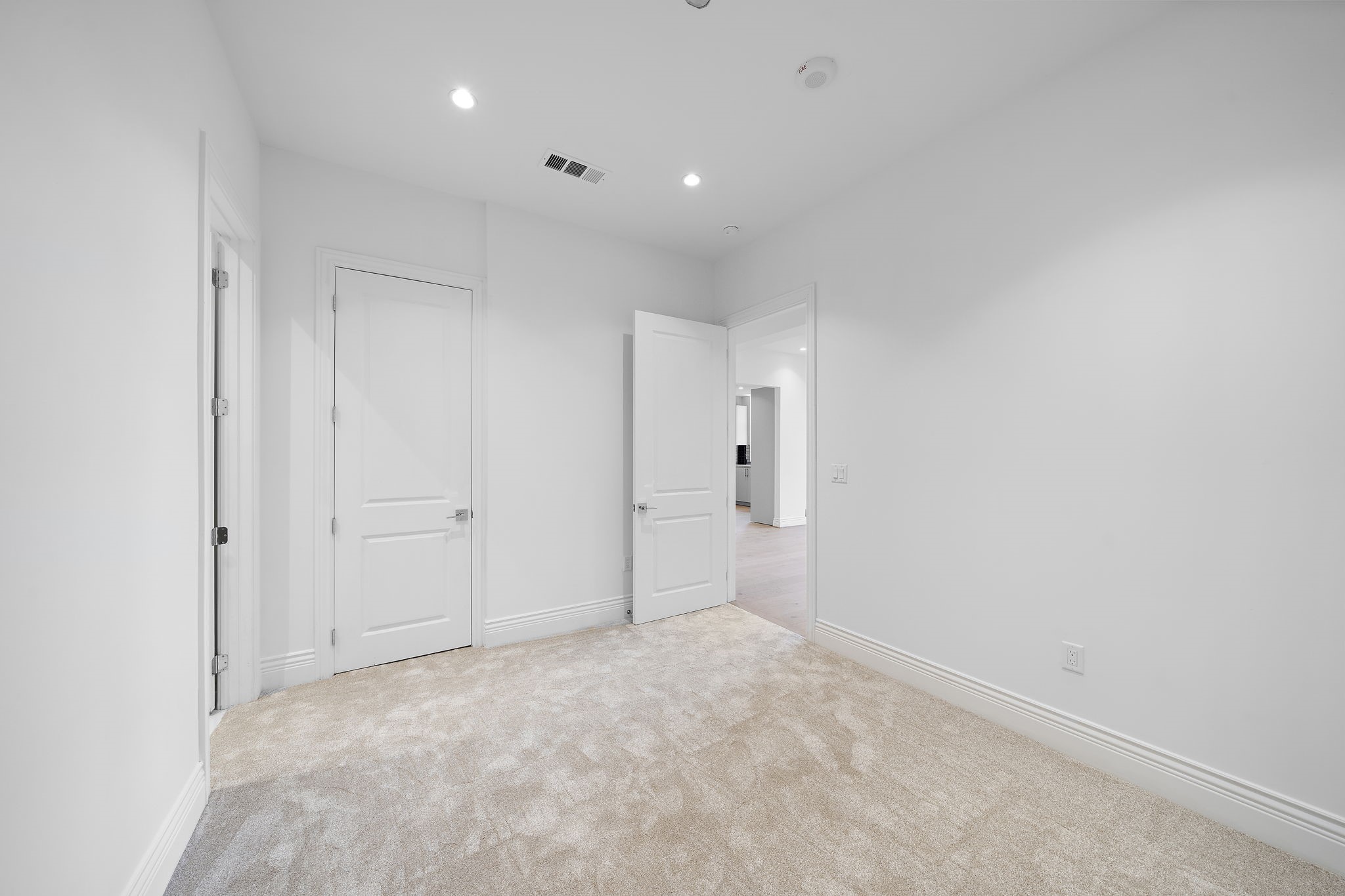 2323 San Felipe Street 501 Property Photo 23