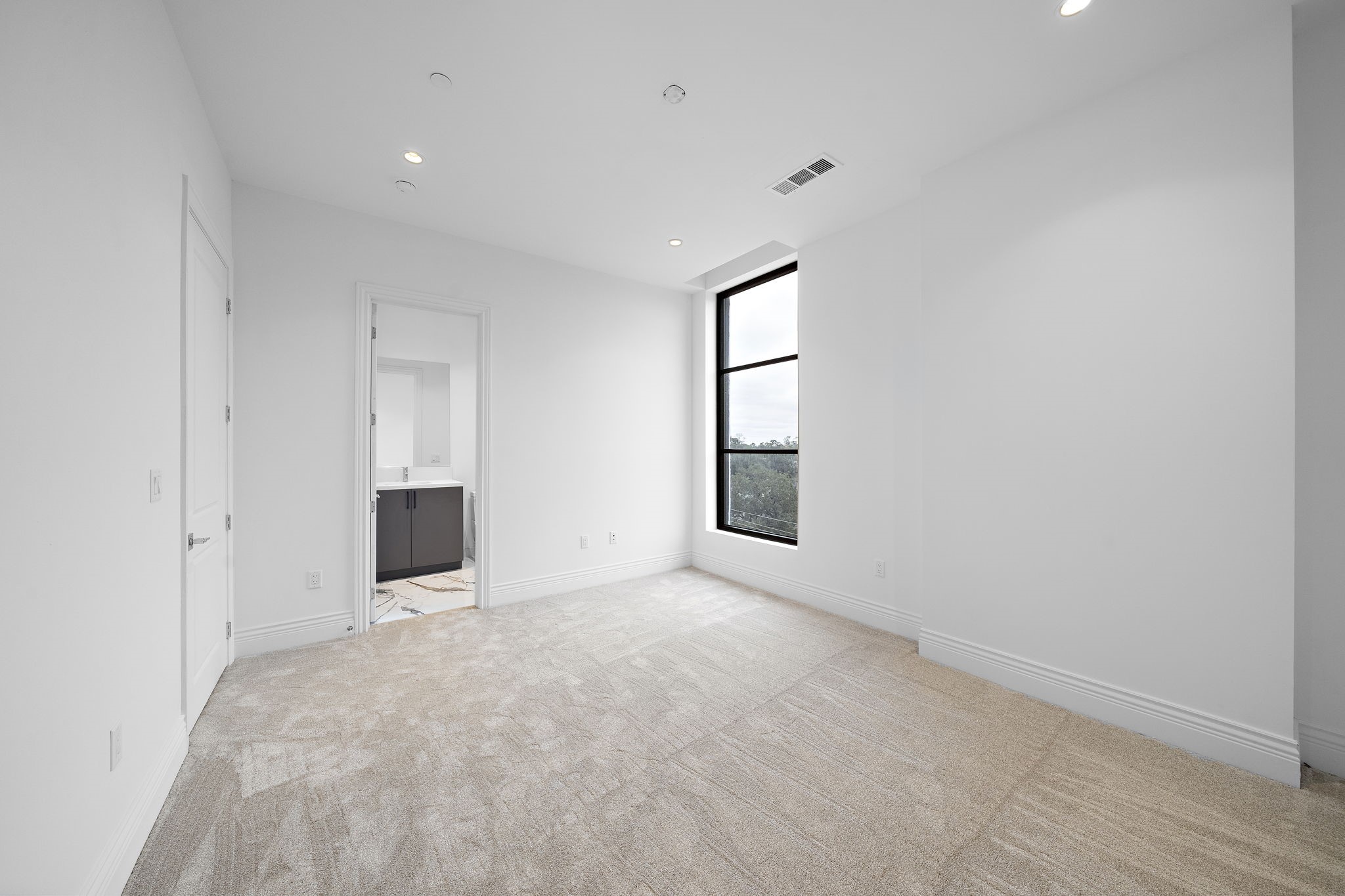 2323 San Felipe Street 501 Property Photo 25