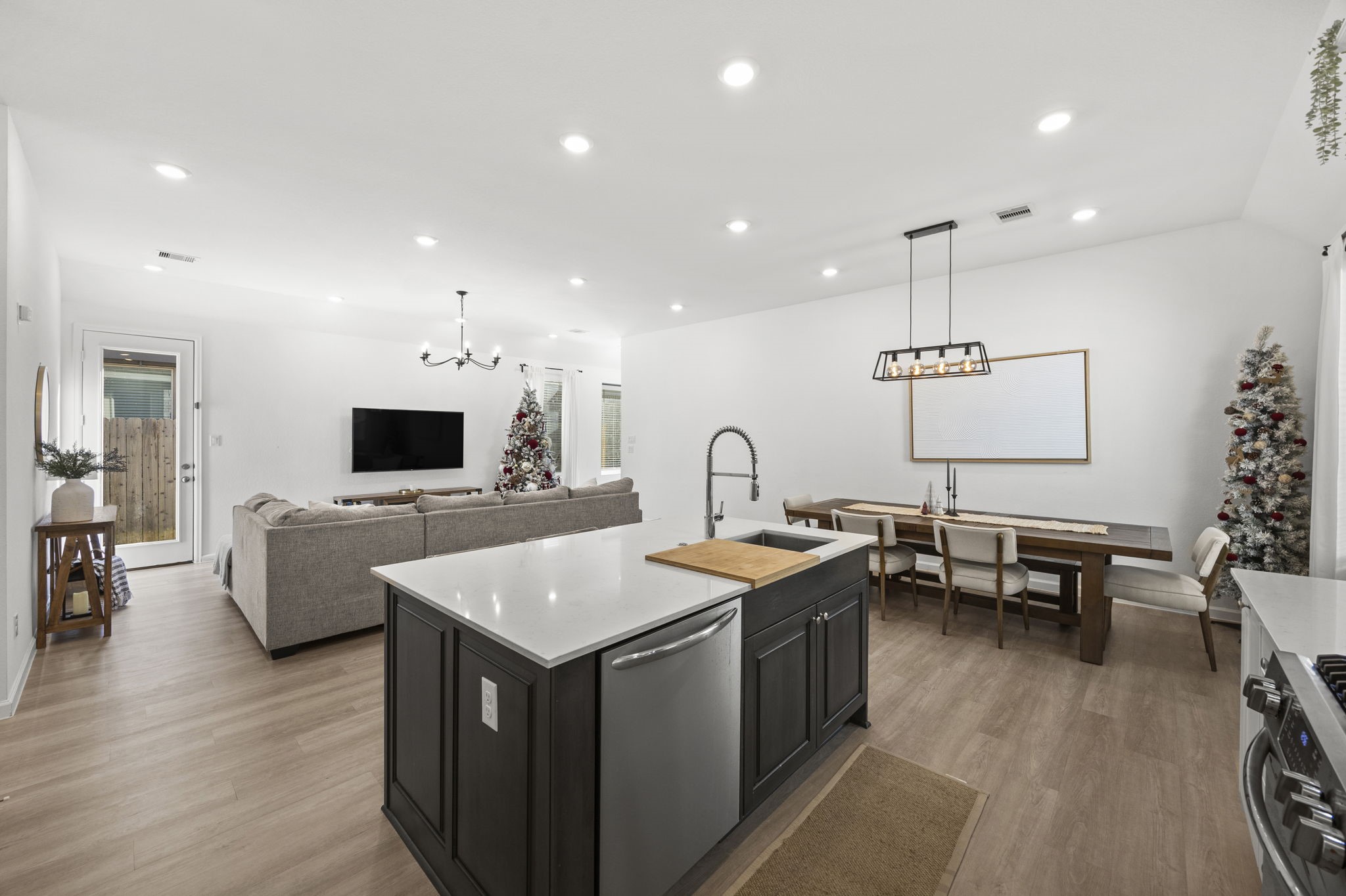 4938 Sand Clouds Drive Property Photo 13
