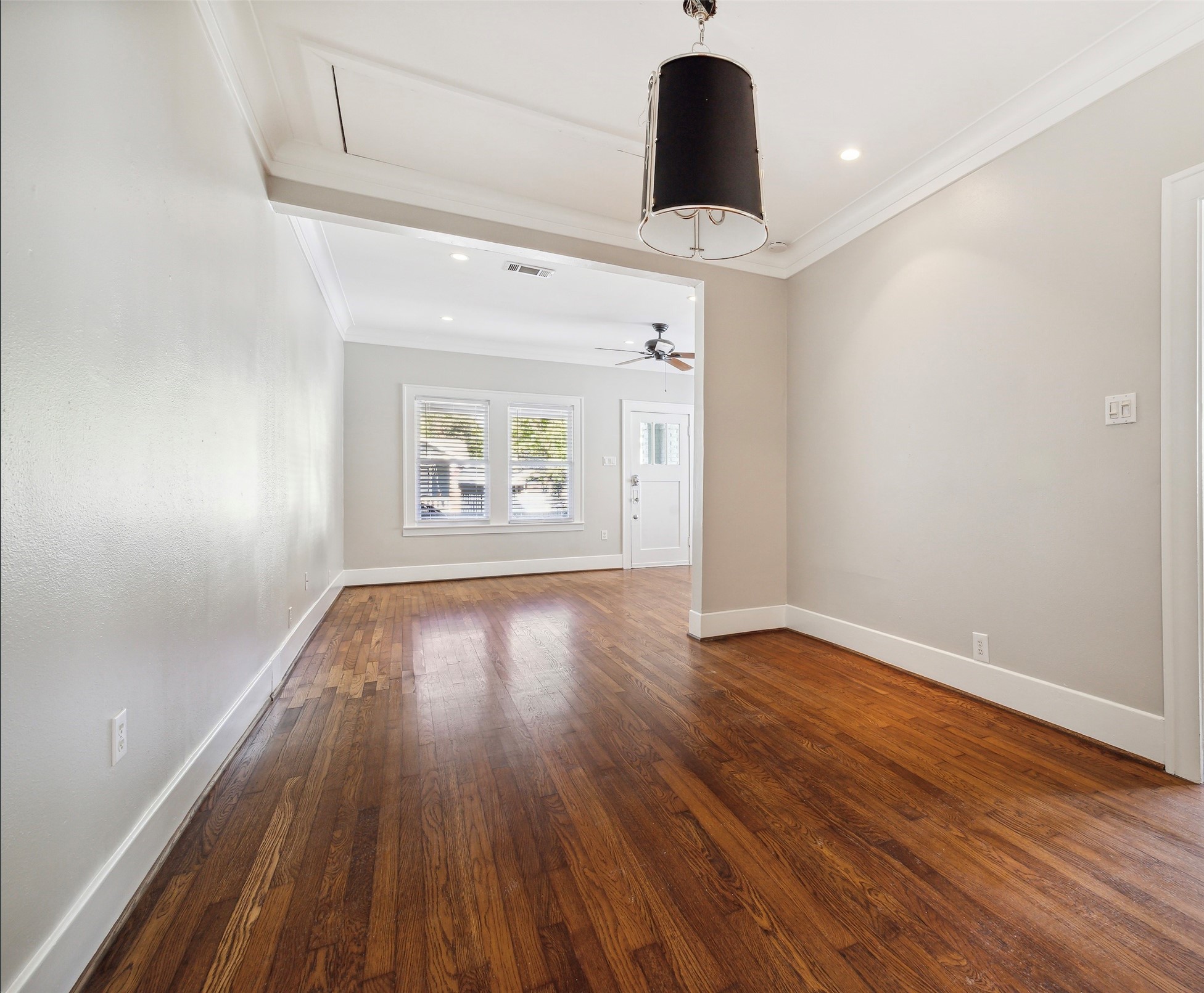 914 W Melwood Street Property Photo 3