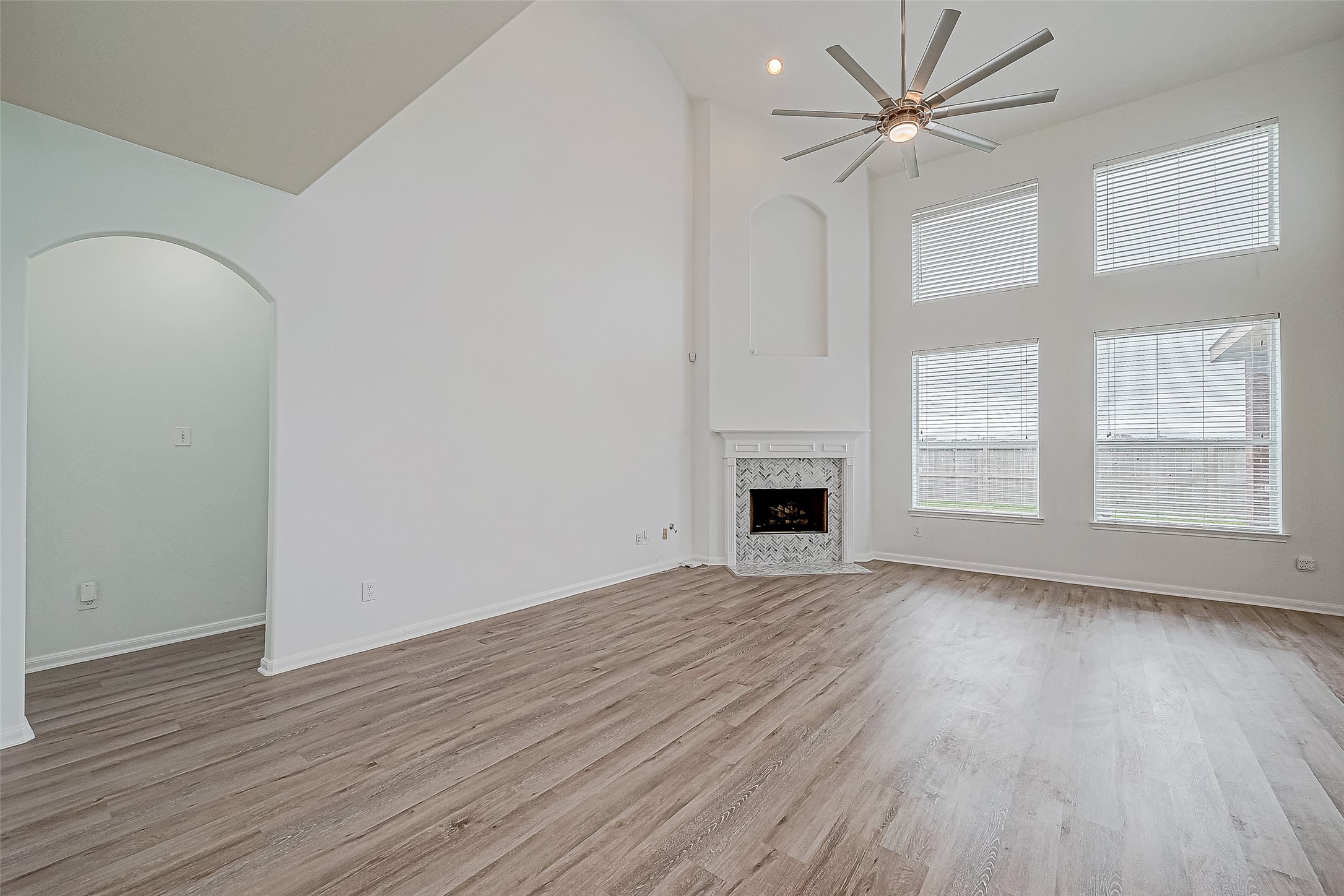 2207 Daroca Drive Property Photo 12