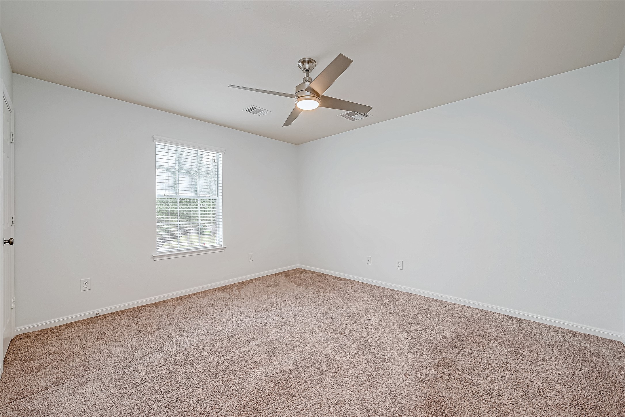 2207 Daroca Drive Property Photo 27