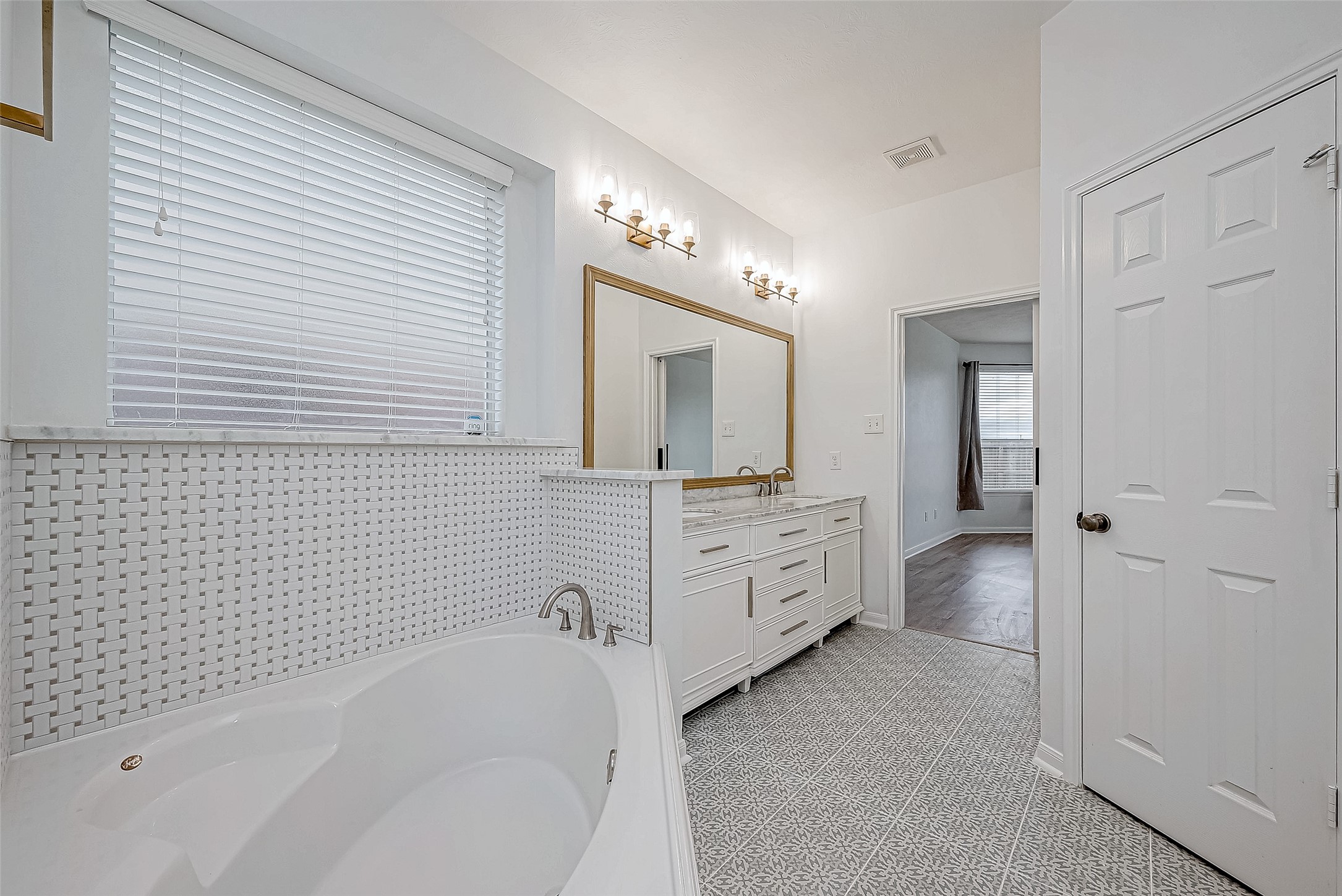 2207 Daroca Drive Property Photo 35