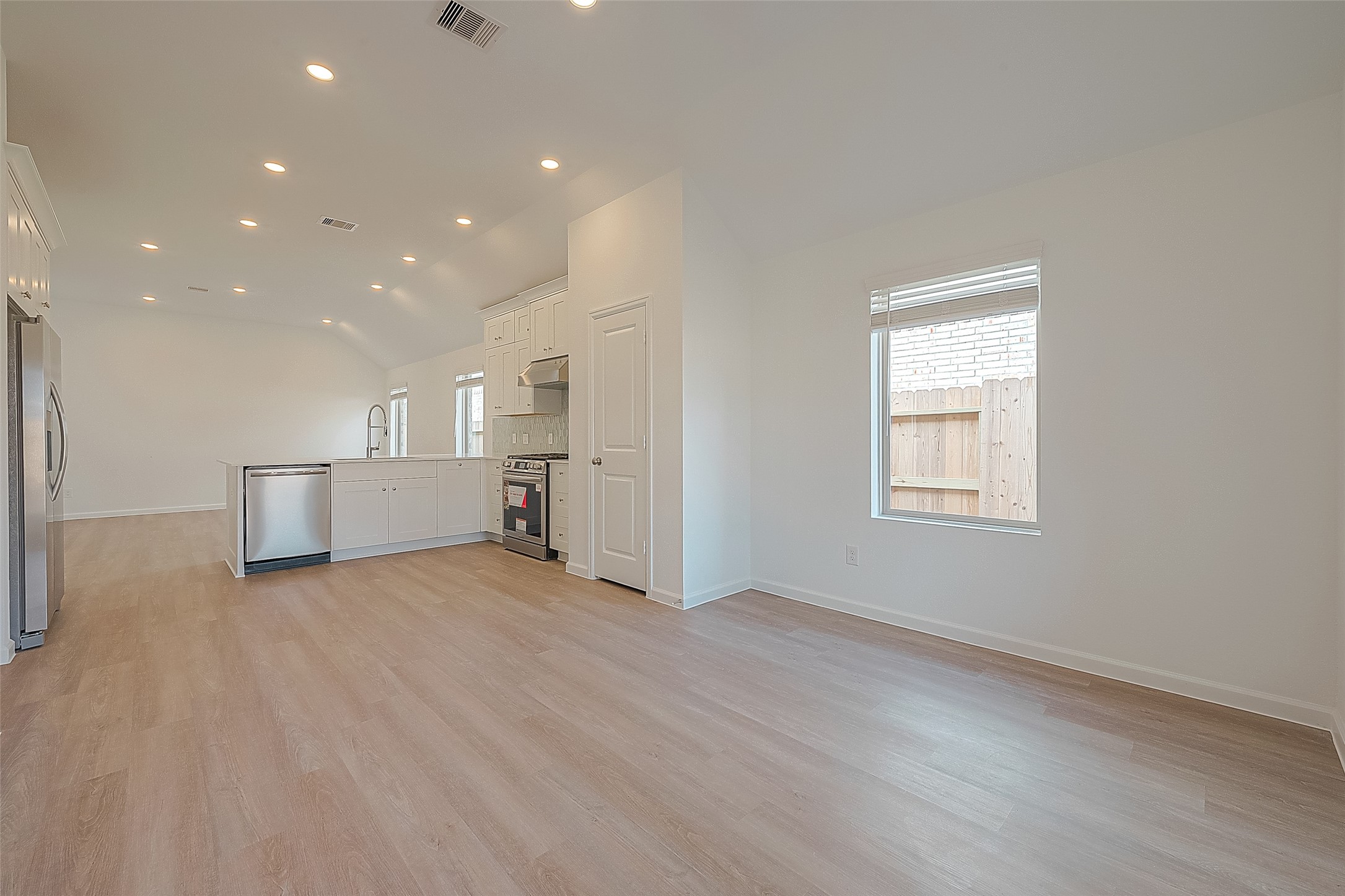 27110 Angel Creek Lane Property Photo 17