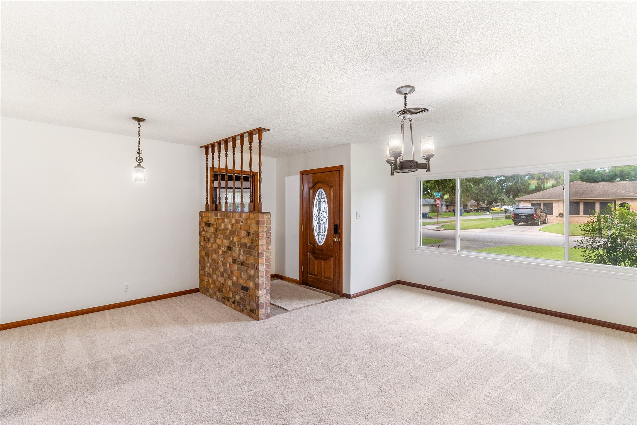 900 Wimberly Street Property Photo 6