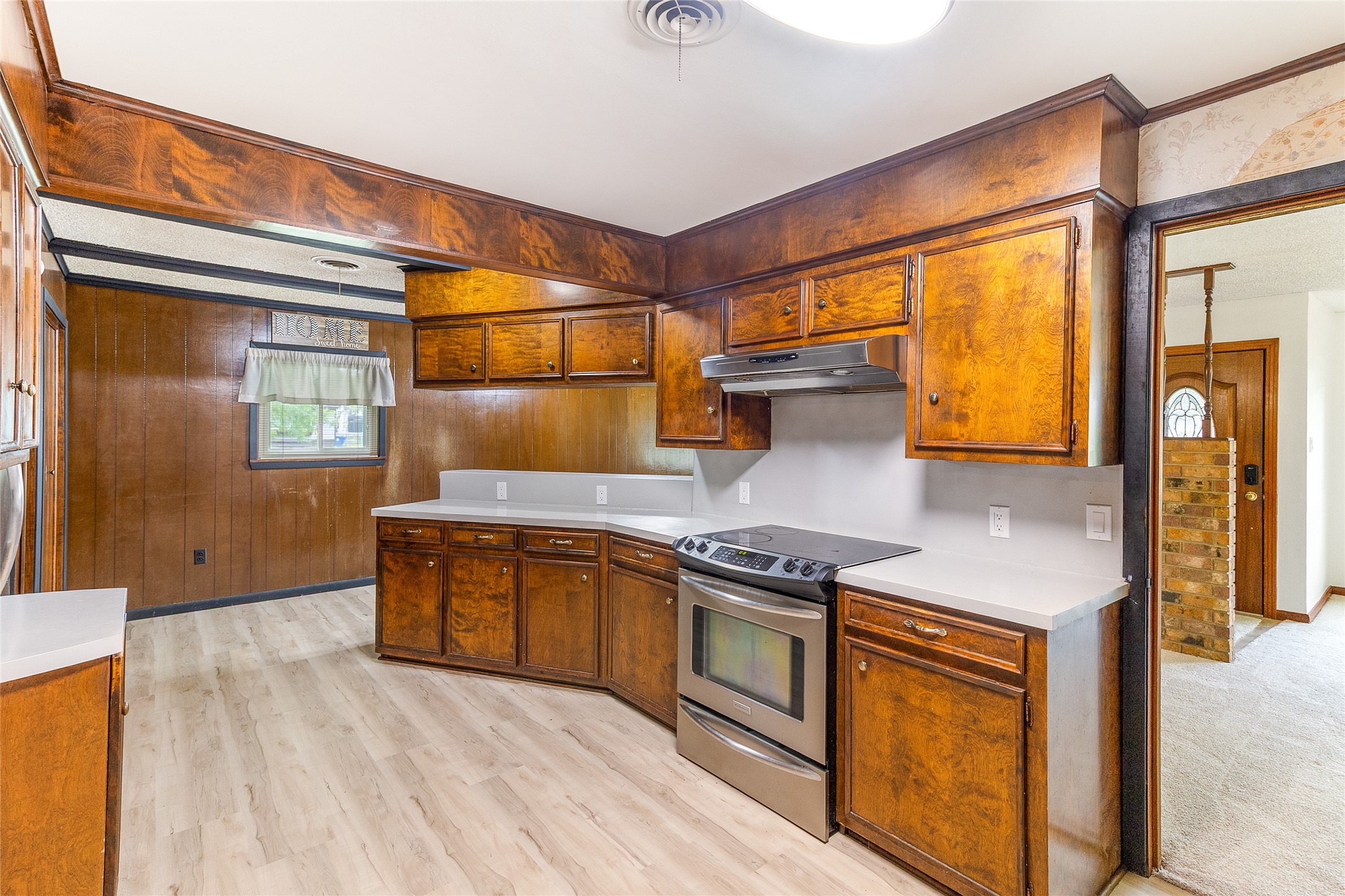 900 Wimberly Street Property Photo 8