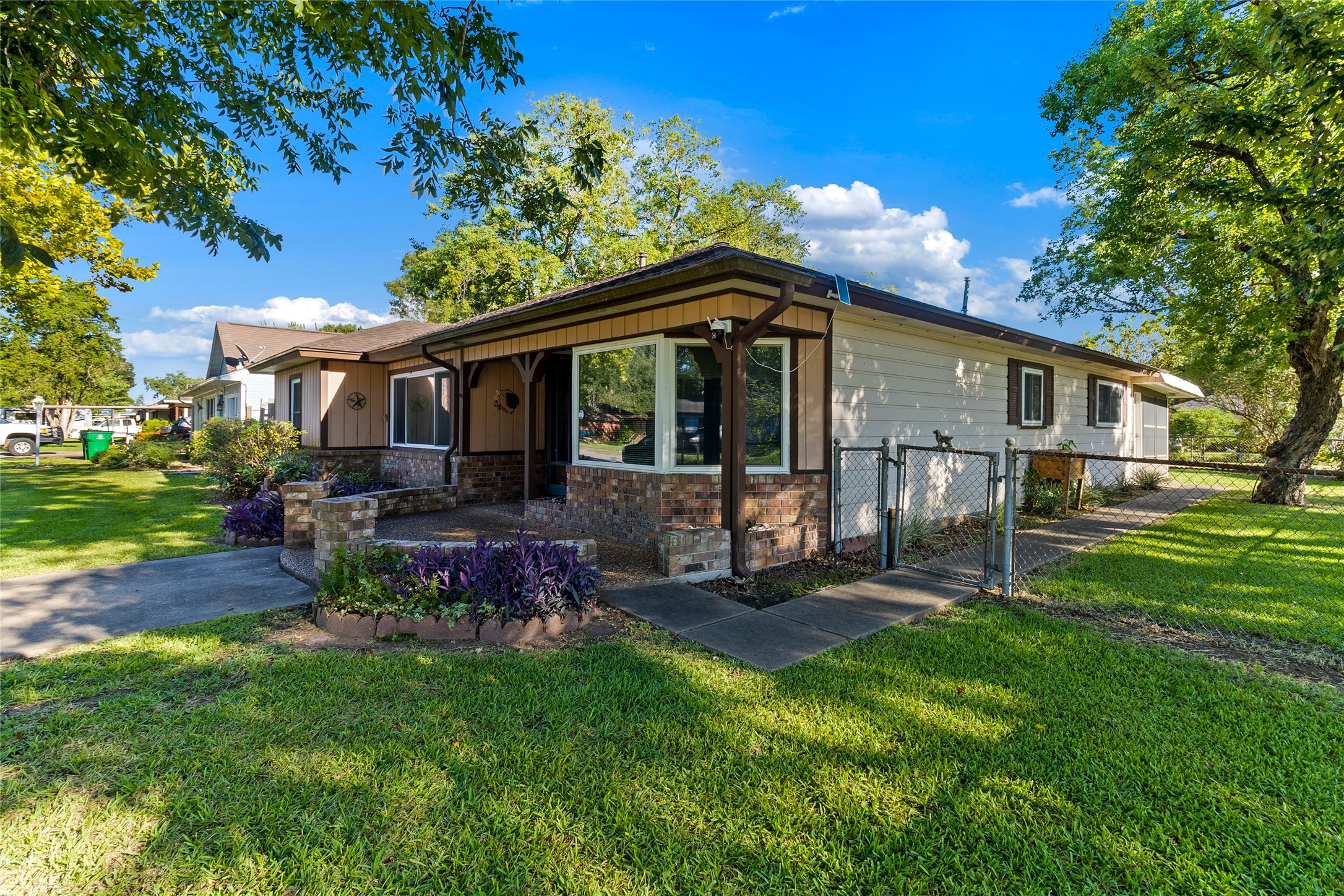 900 Wimberly Street Property Photo 25