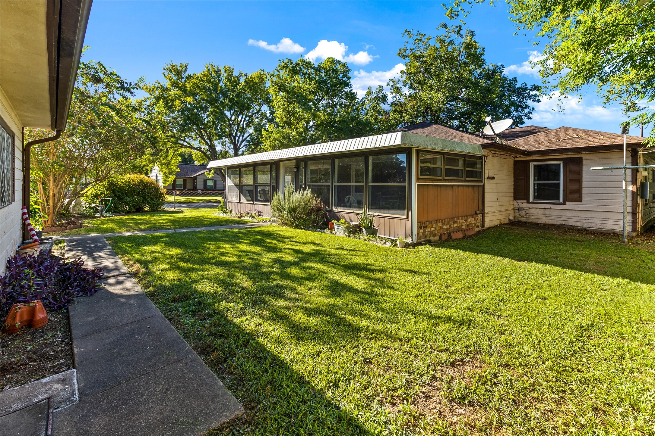 900 Wimberly Street Property Photo 26