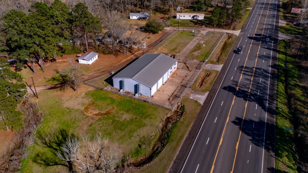 8424 Us Hwy 69 N Property Photo 37