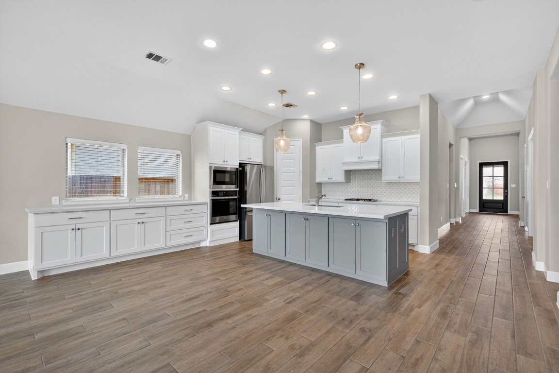 7435 Denali Drive Property Photo 6