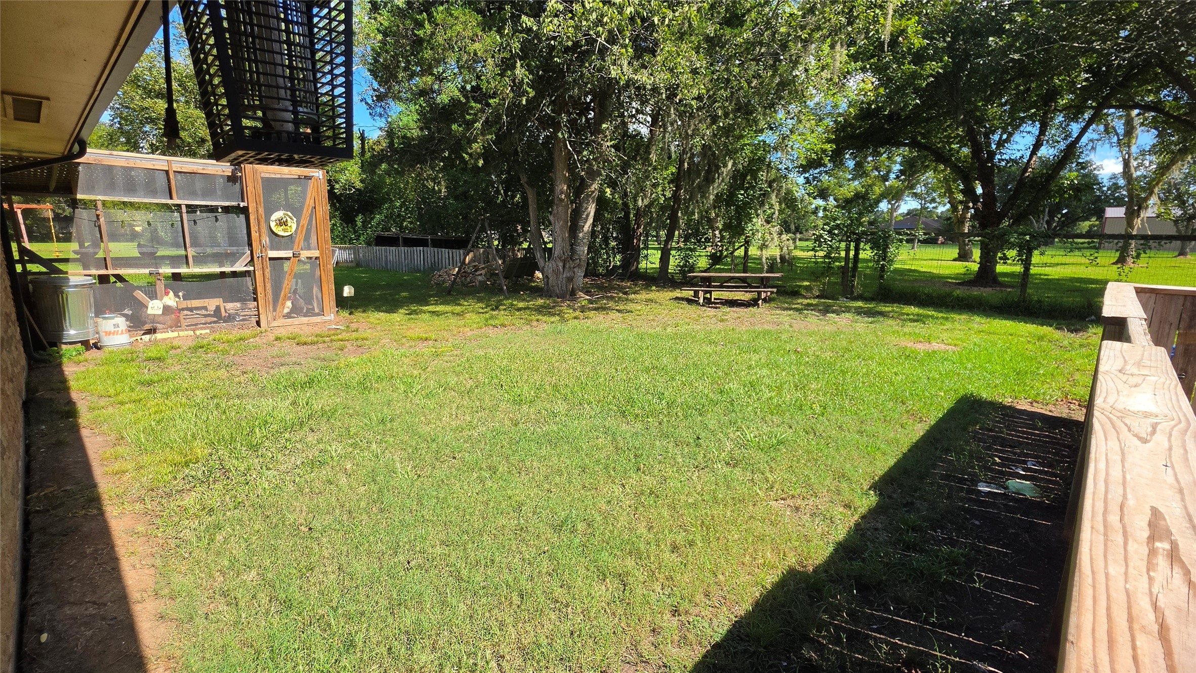 1043 Columbia Drive Property Photo 8