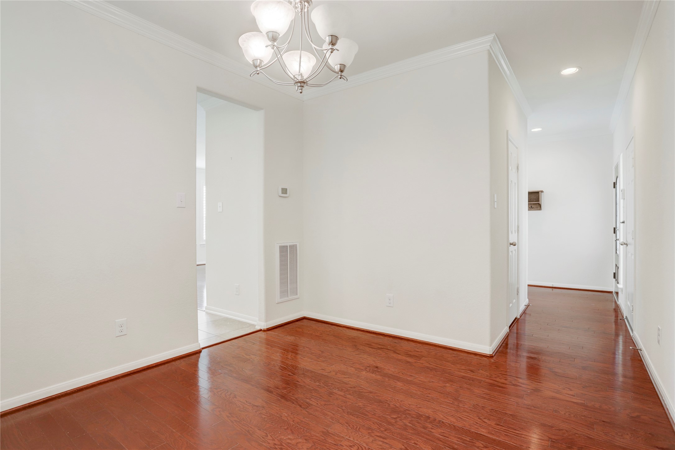 10046 Hillside Bayou Drive Property Photo 10