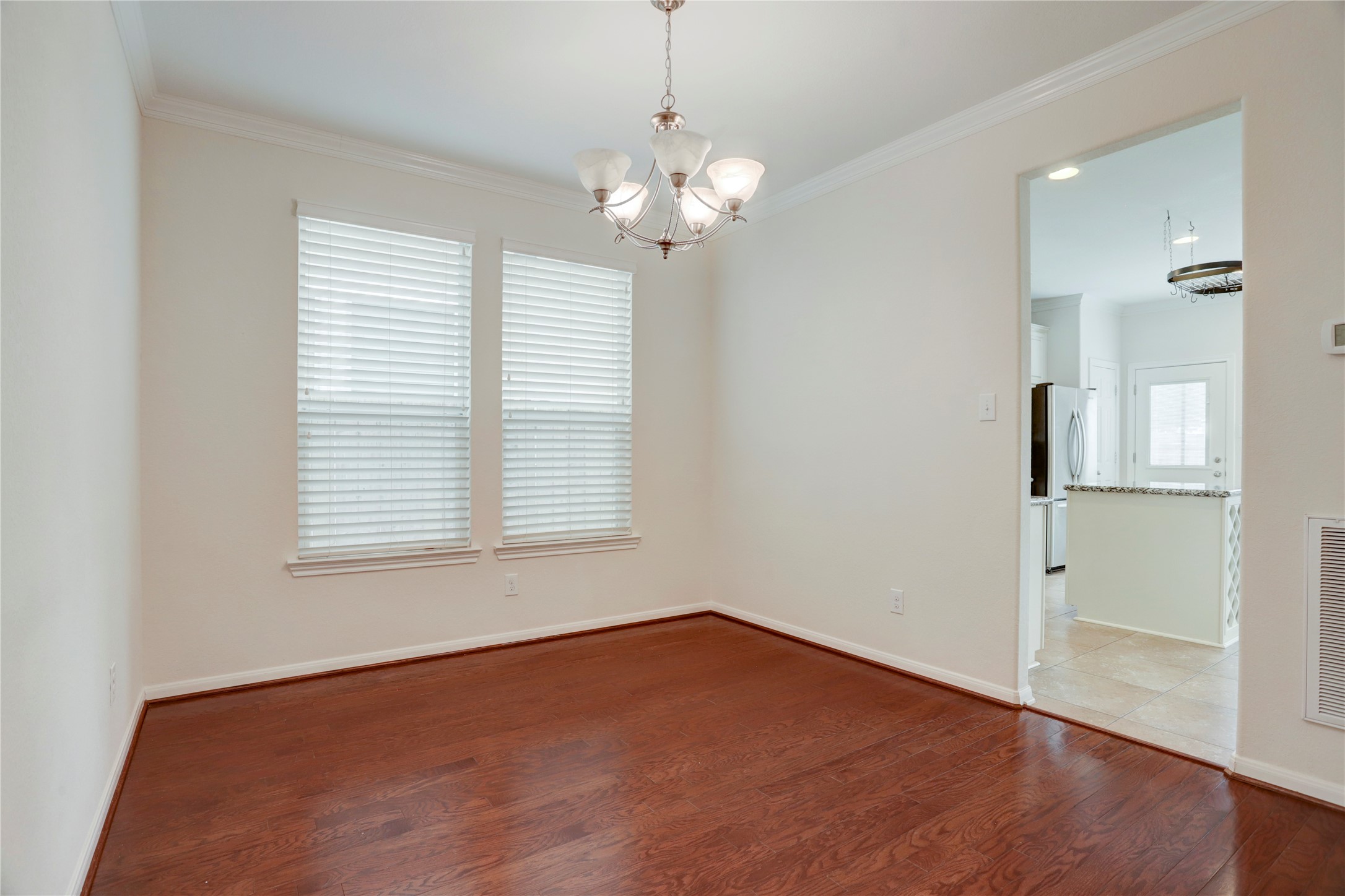 10046 Hillside Bayou Drive Property Photo 11