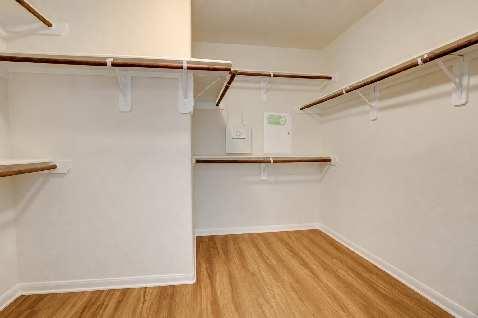 10046 Hillside Bayou Drive Property Photo 19