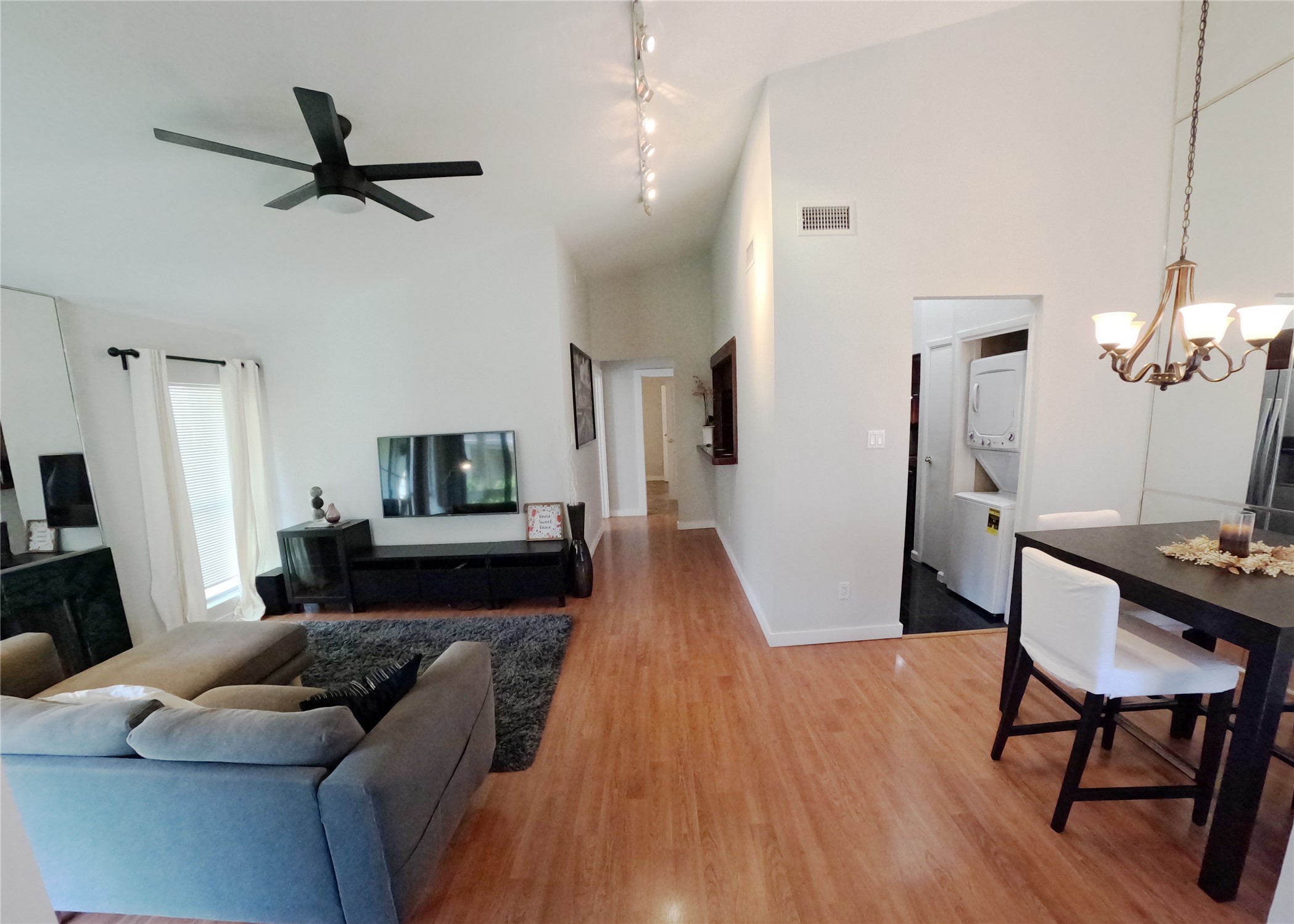 1881 Bering Drive 6 Property Photo 10