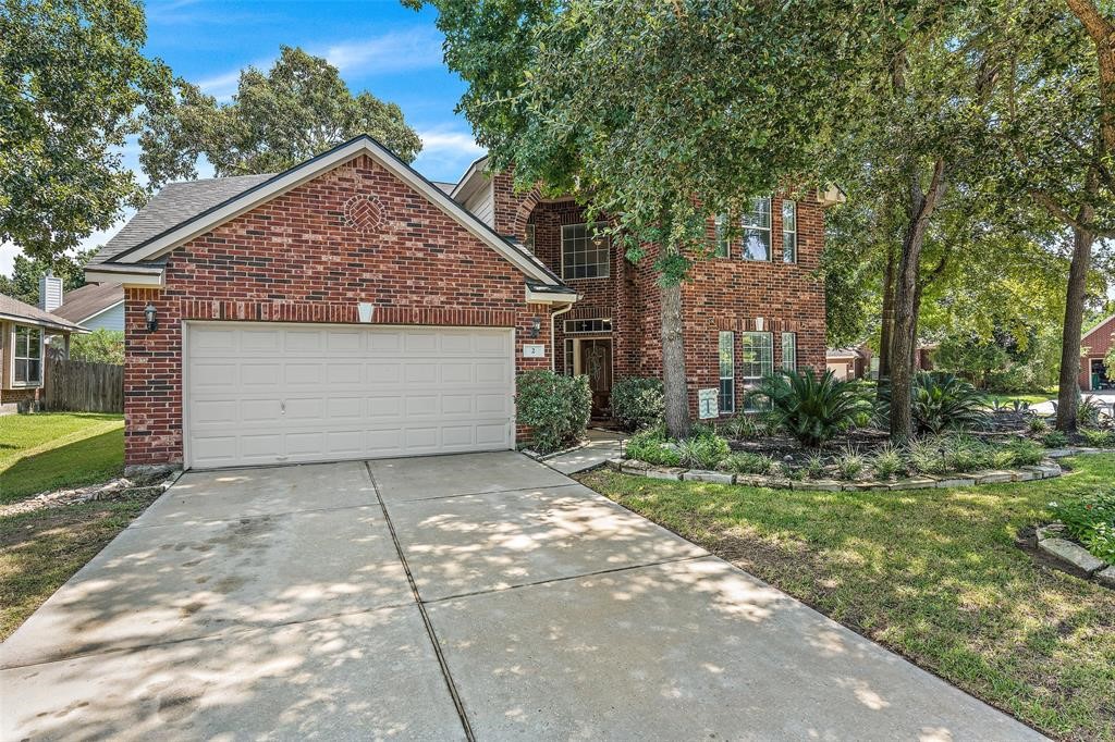 2 Hollow Glen Place Property Photo 1