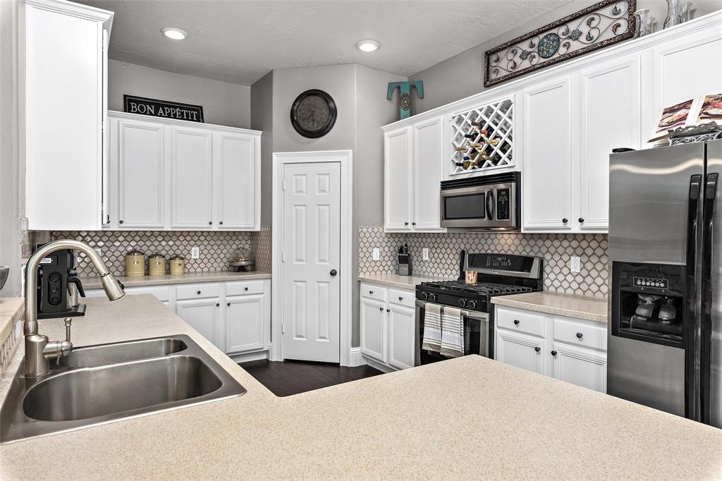 2 Hollow Glen Place Property Photo 15