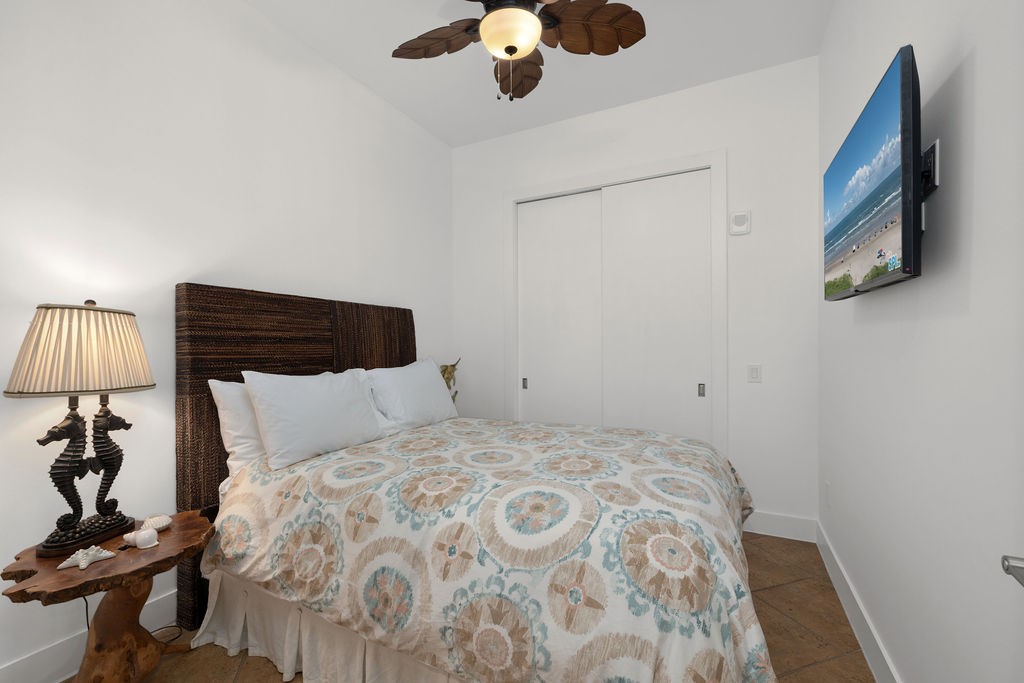 310 Padre Boulevard 2305 Property Photo 12