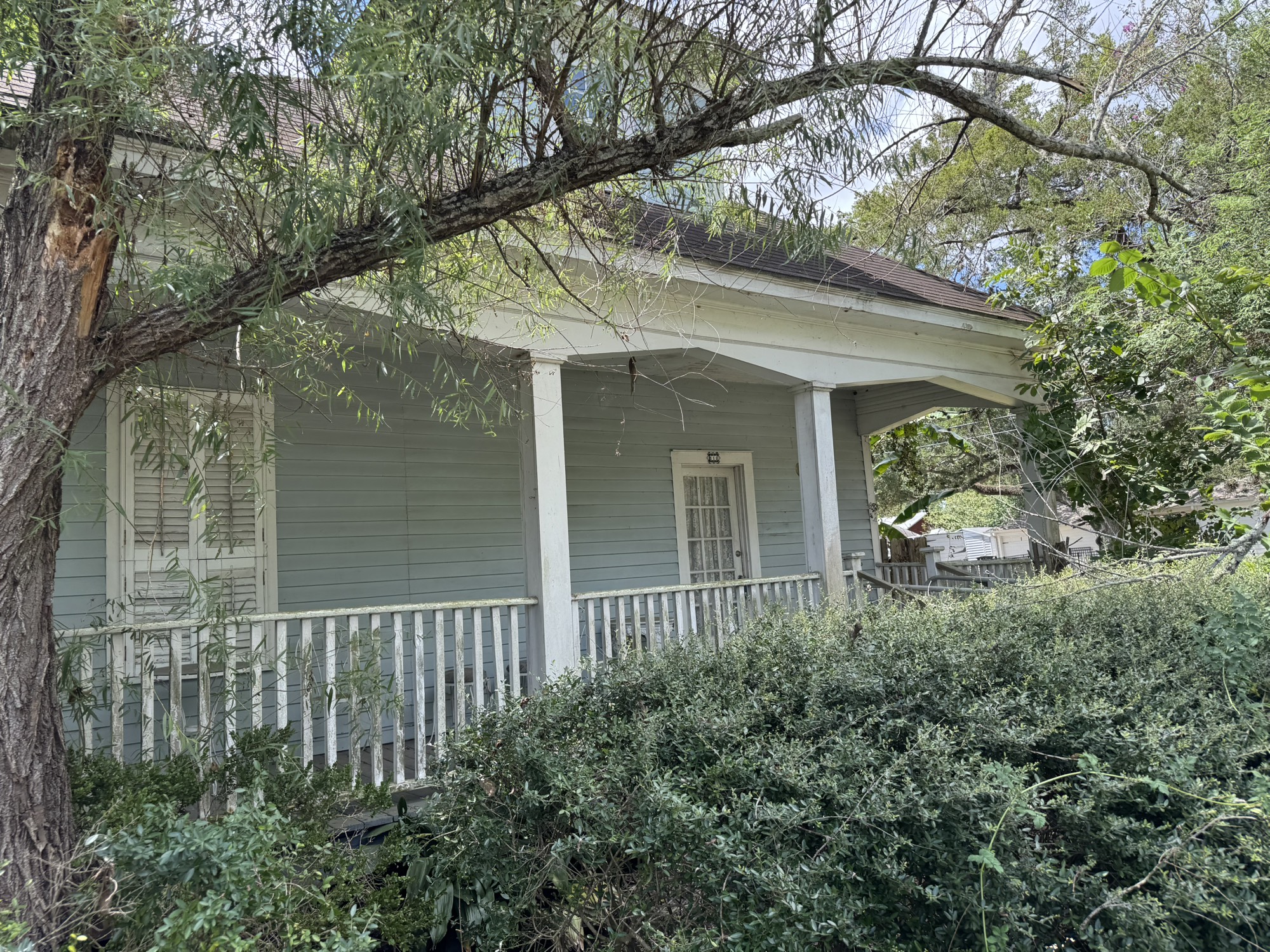 111 W Cleveland Street