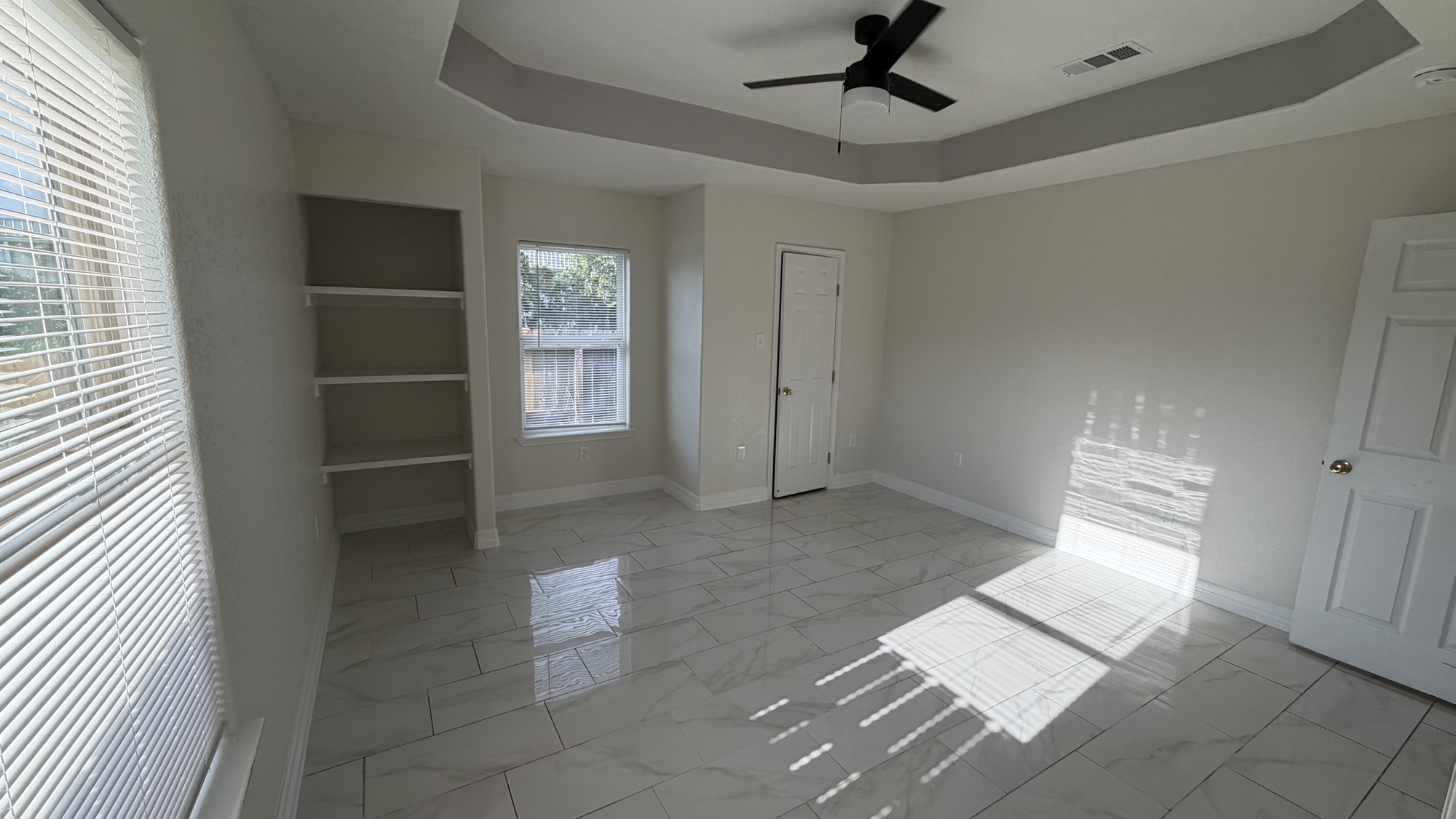 3507 E Lockwood Drive Property Photo 6