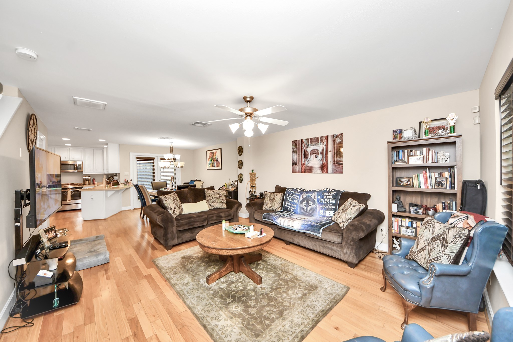 5951 South Loop E 44 Property Photo 2
