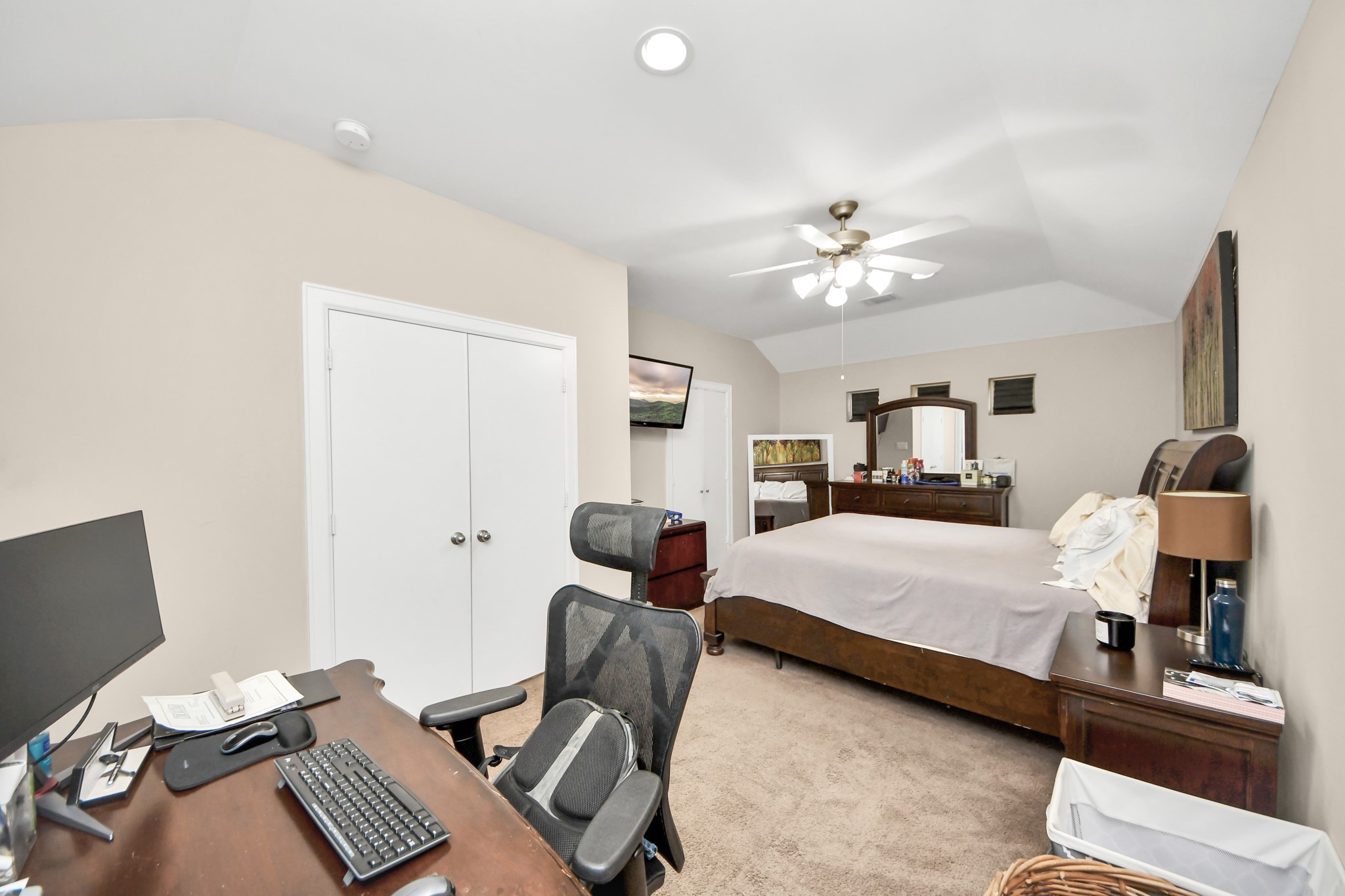 5951 South Loop E 44 Property Photo 18