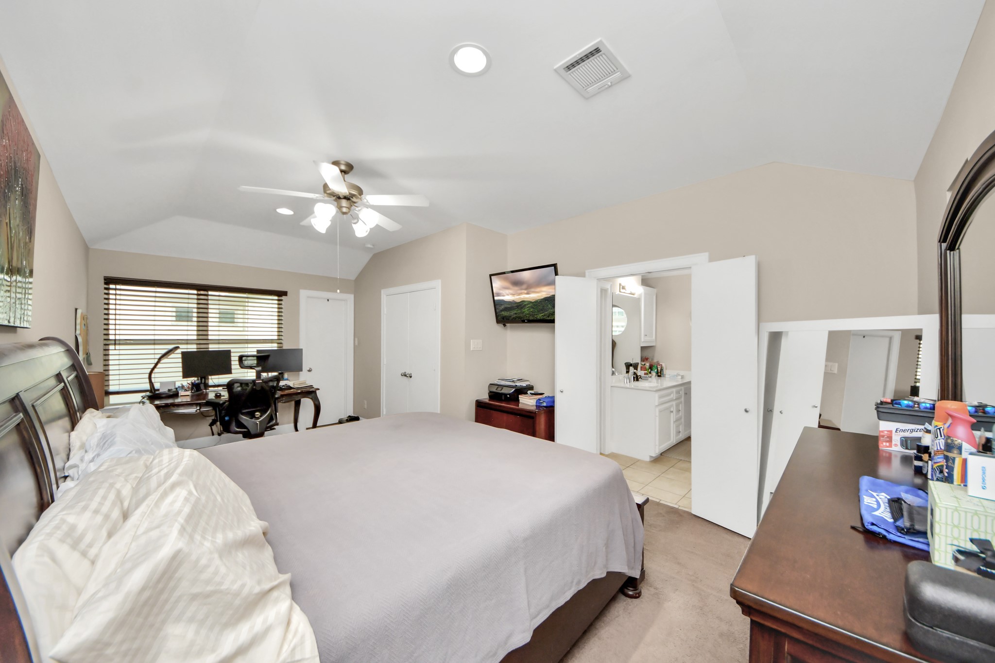 5951 South Loop E 44 Property Photo 19