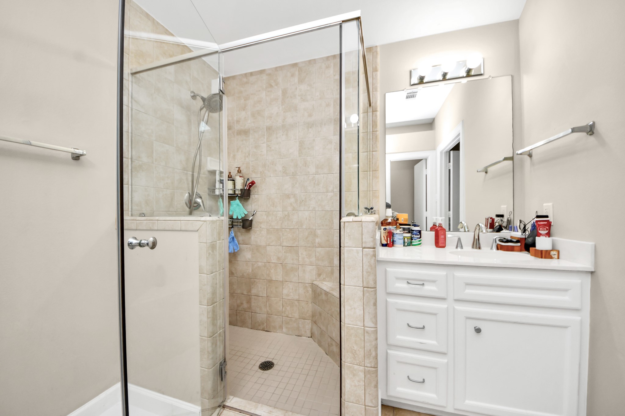 5951 South Loop E 44 Property Photo 23