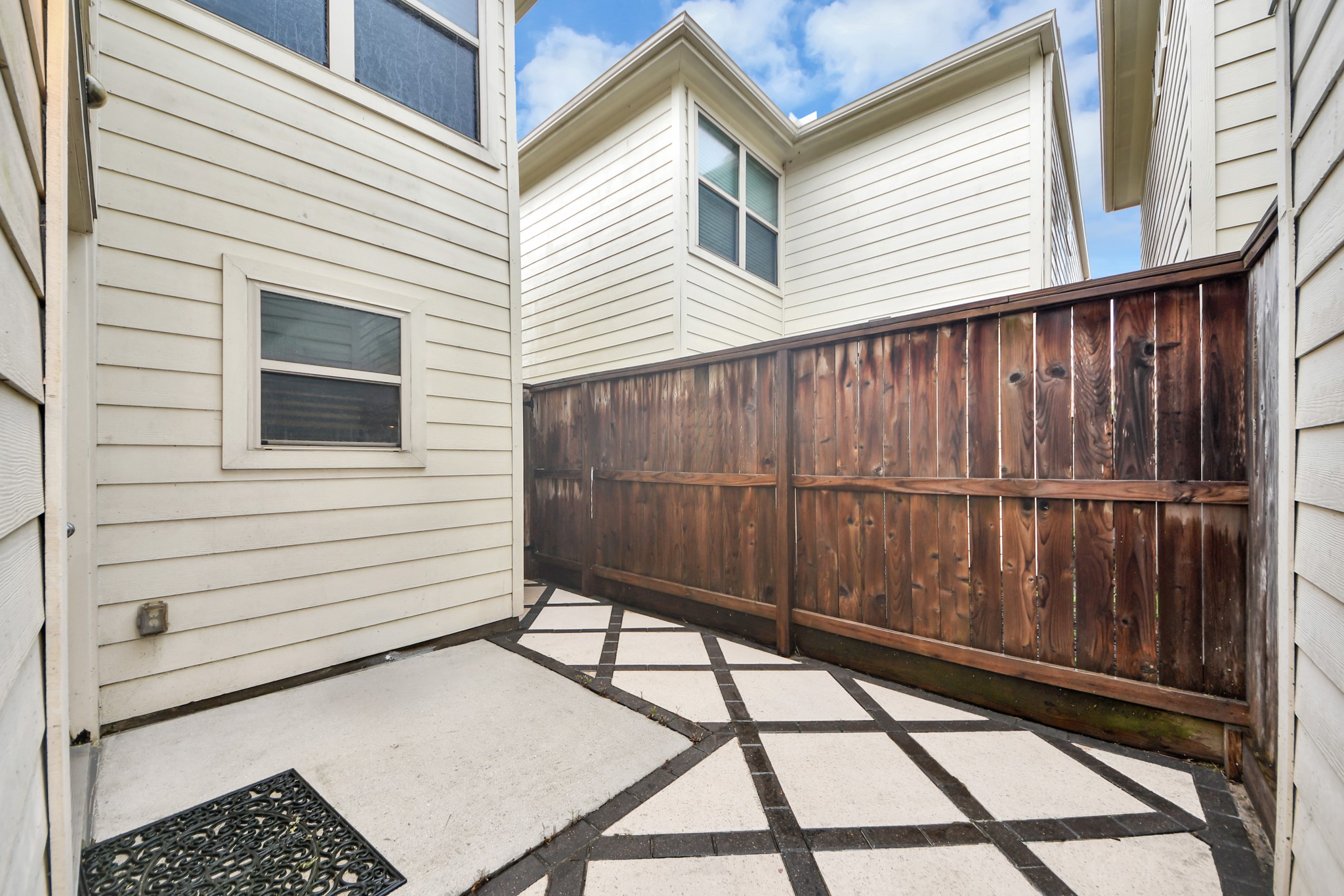 5951 South Loop E 44 Property Photo 34