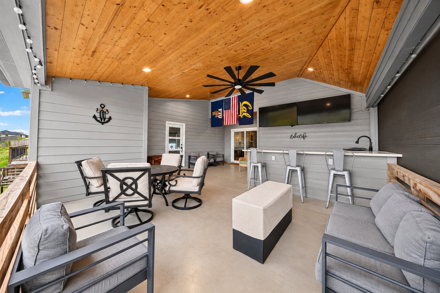 10737 S Lake Mist Lane Property Photo 17