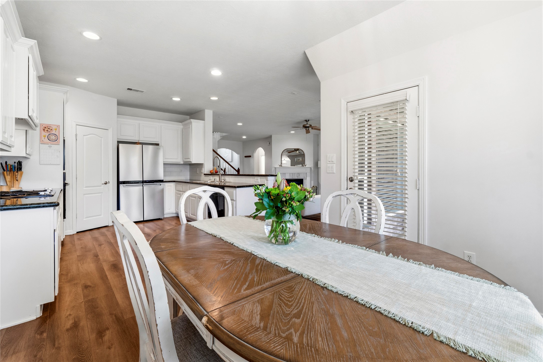 4906 Canterbury Way Property Photo 17