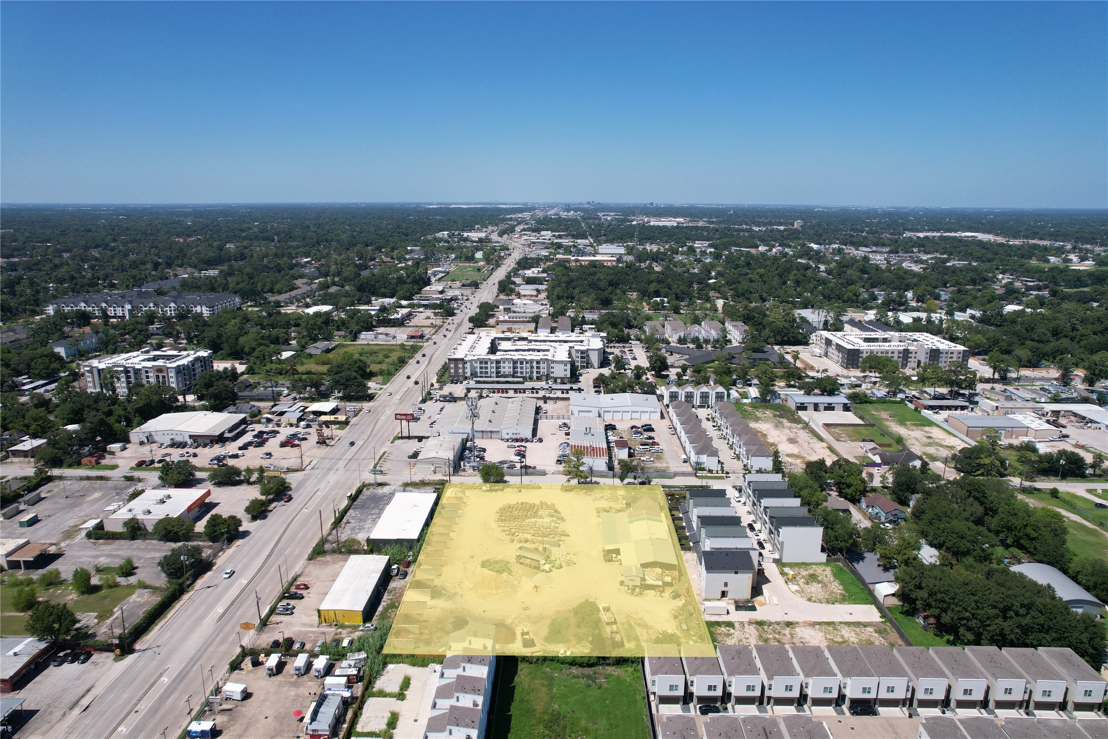 611 Martin Street Property Photo 1