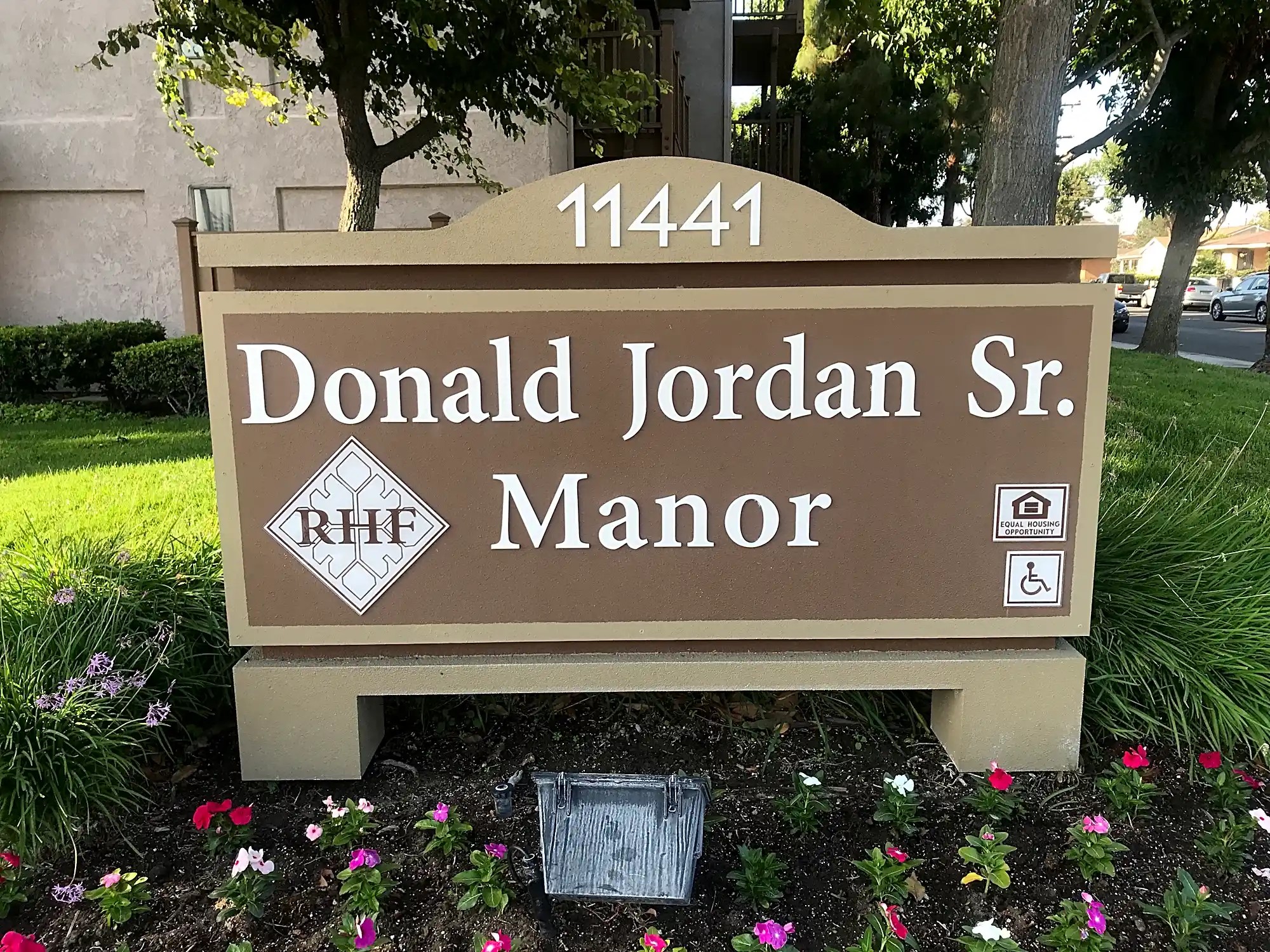 11441 Acacia Pkwy Property Photo 6