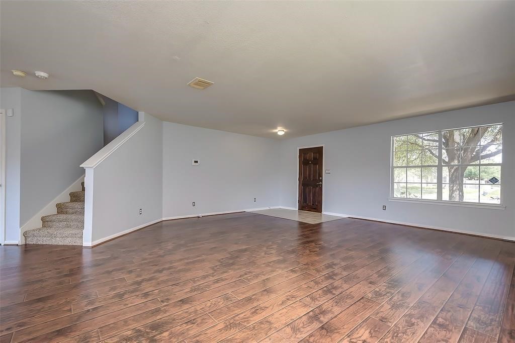 6707 Wild Pecan Trail Property Photo 2