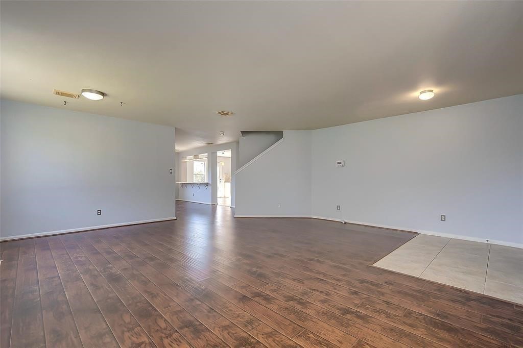 6707 Wild Pecan Trail Property Photo 3
