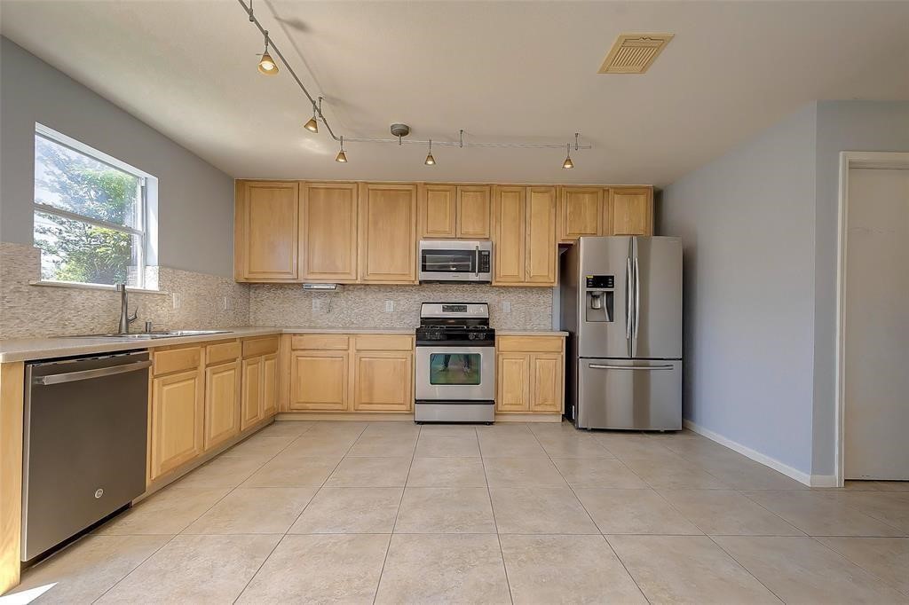 6707 Wild Pecan Trail Property Photo 7