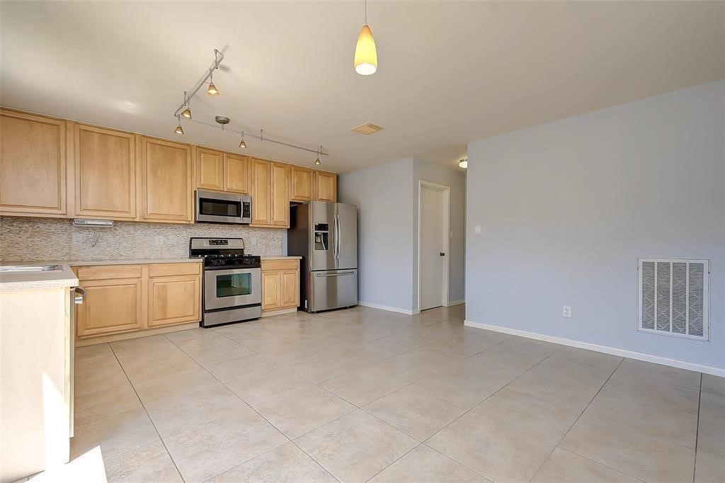 6707 Wild Pecan Trail Property Photo 12